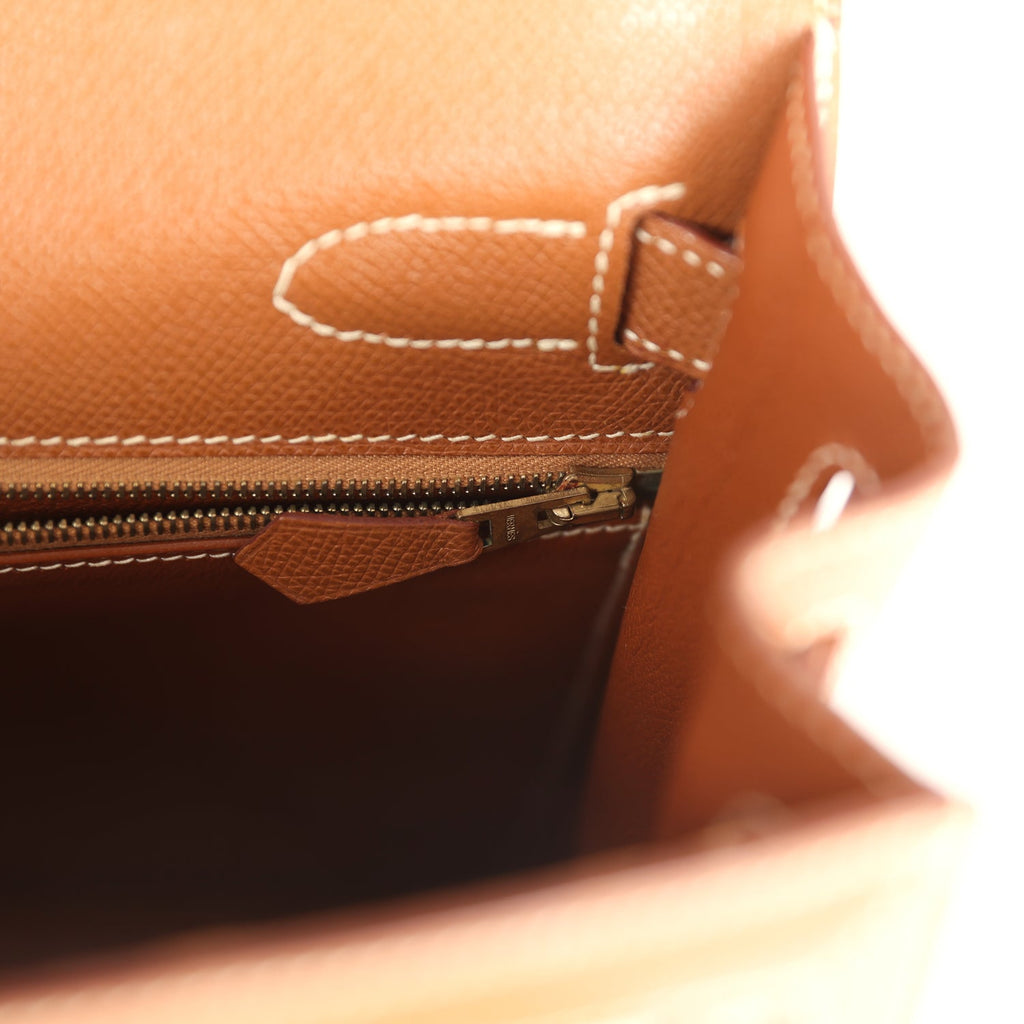 New Hermes Kelly Sellier 32 Gold Courchevel and Ecru-Beige Toile H Canvas Gold Hardware