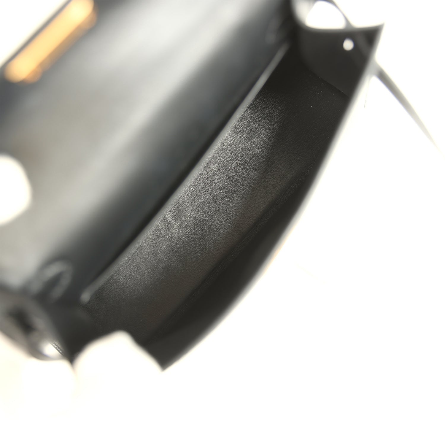 Hermes Kelly Sellier 20 Black Chevre Mysore Gold Hardware