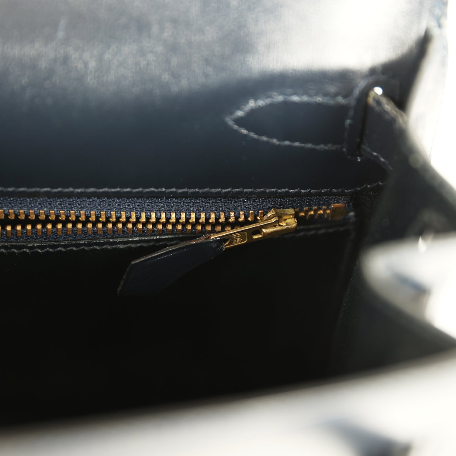 New Hermes Kelly Sellier 28 Bleu Marine Box Gold Hardware