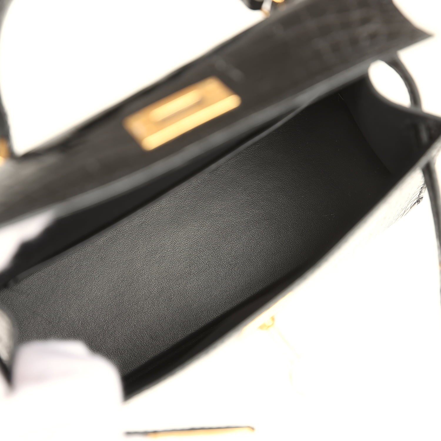 Hermes Kelly Sellier 20 Black Shiny Alligator Gold Hardware