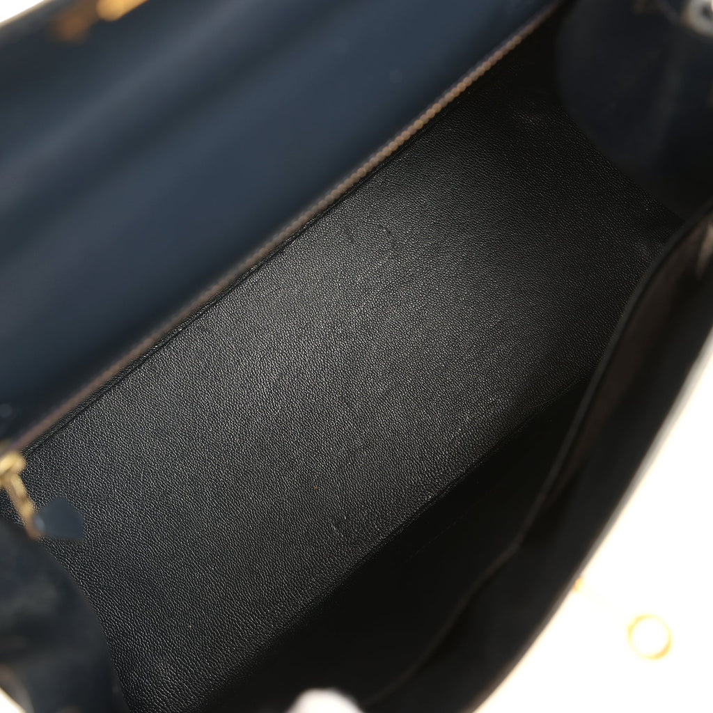 New Hermes Kelly Sellier 28 Bleu Marine Box and Beige-Ecru Toile H Canvas Gold Hardware