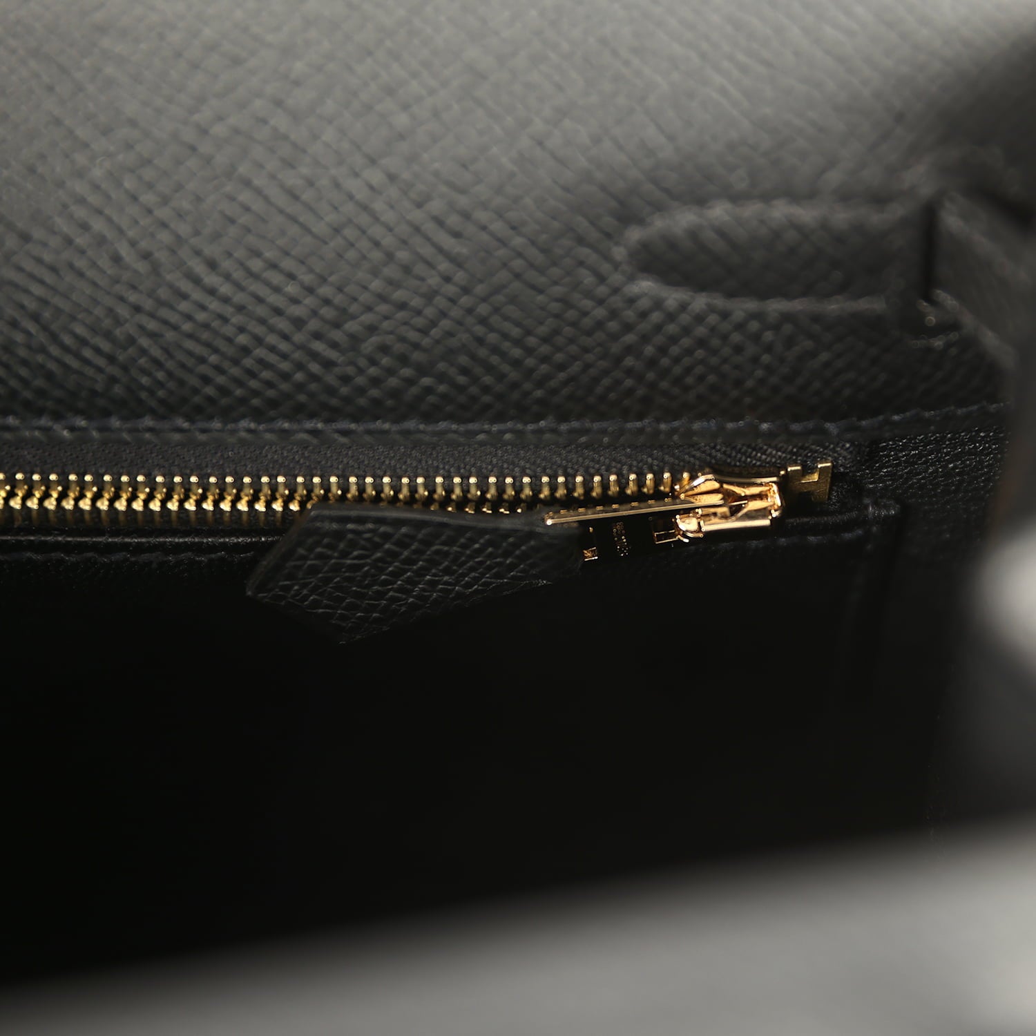 Hermes Kelly Sellier 25 Black Epsom Gold Hardware