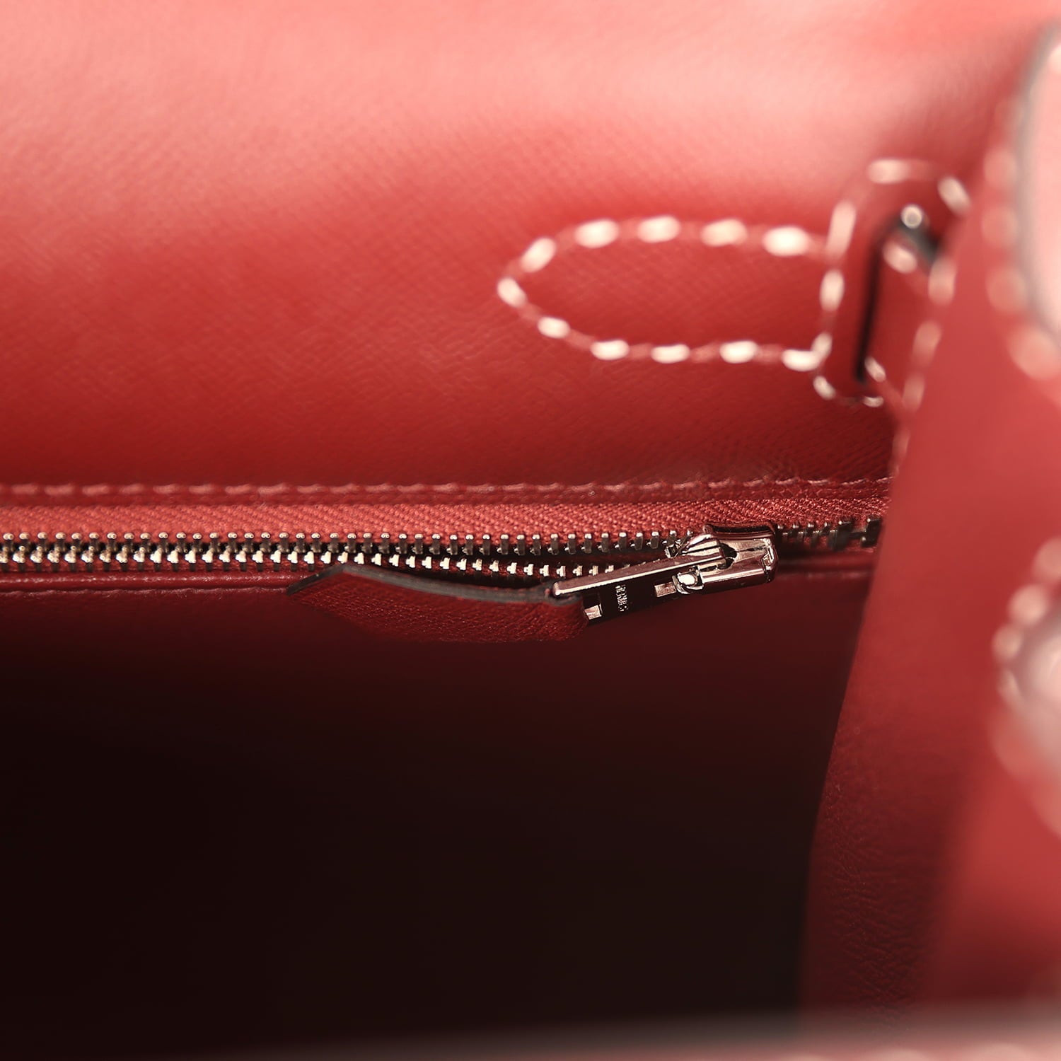 Pre-owned Hermes "Miss You" Kelly Sellier 28 Rouge H Monsieur Palladium Hardware