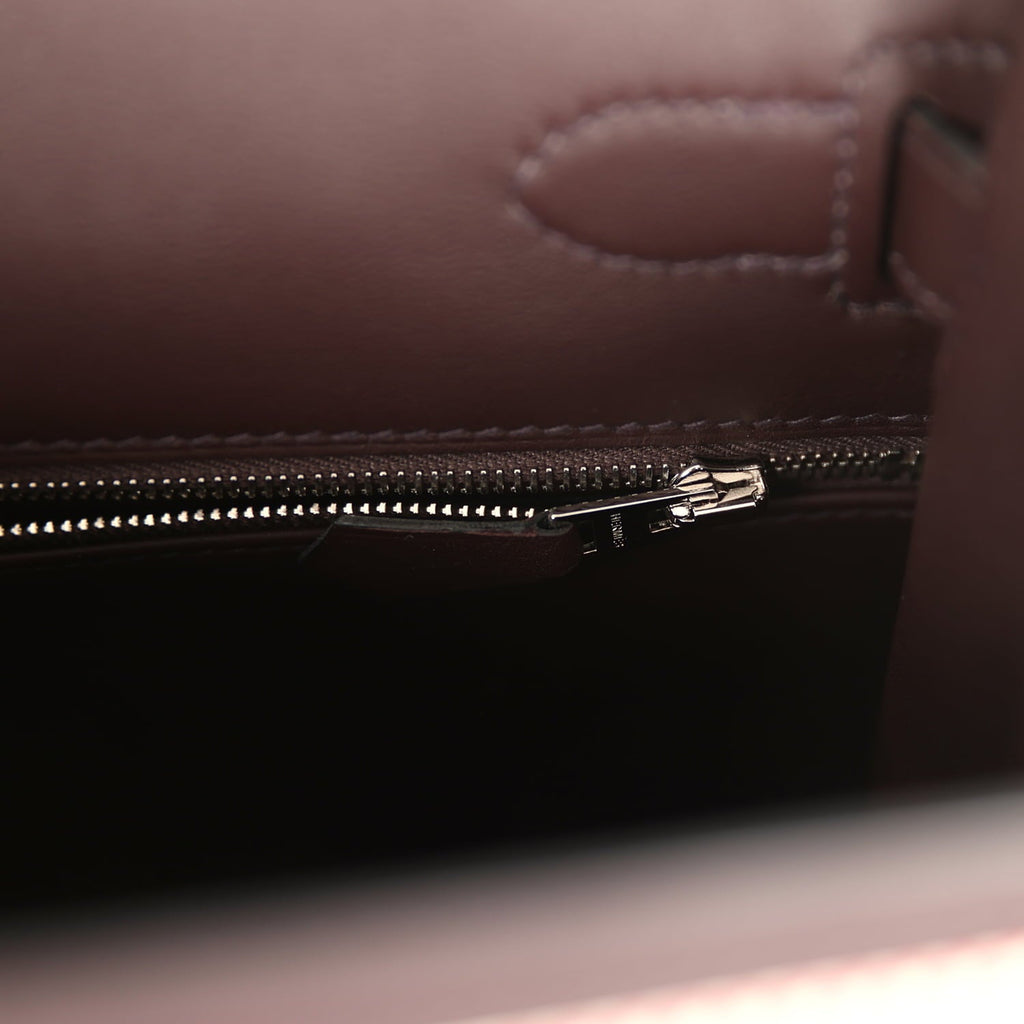 Hermes Quadrille Kelly Sellier 28 Rouge Sellier Swift and Ecru, White and Fambroise Toile Palladium Hardware