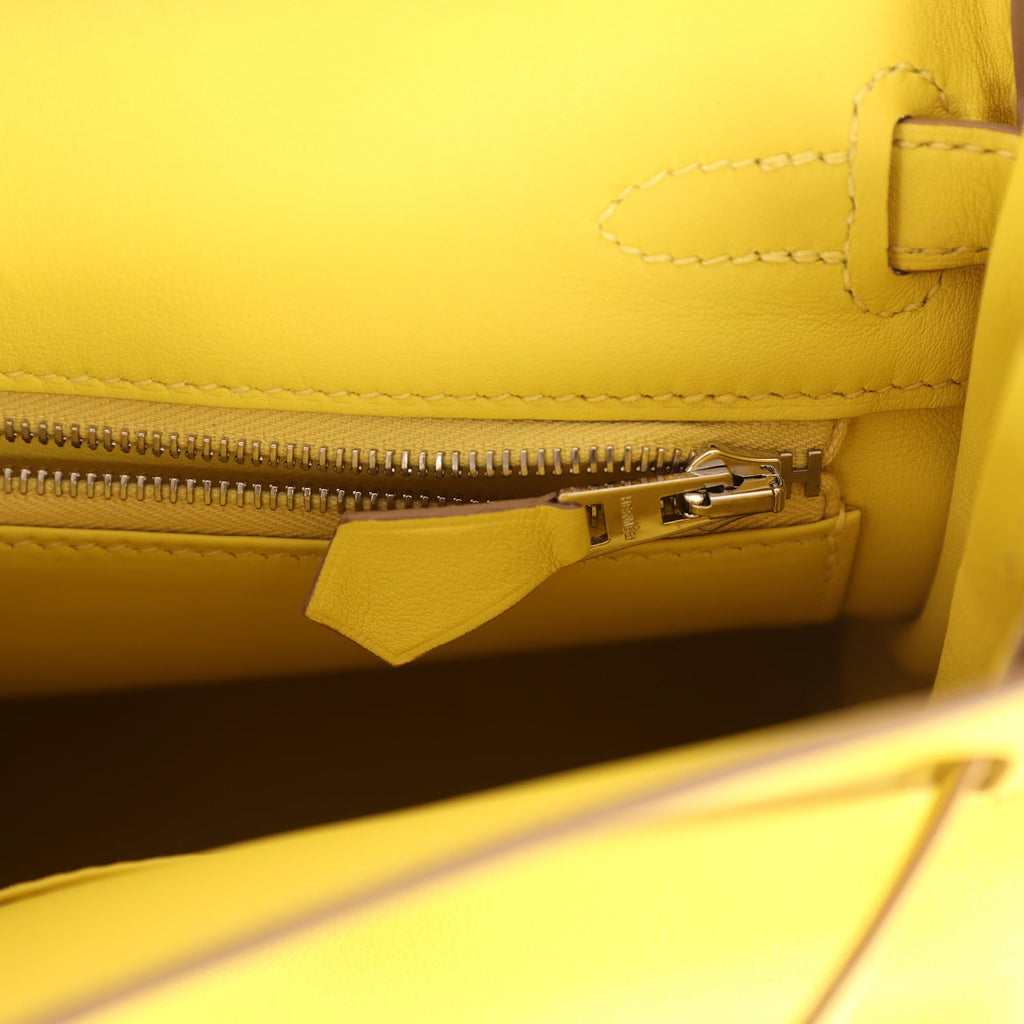 Pre-owned Hermes Kelly Retourne 25 Lime Swift Palladium Hardware
