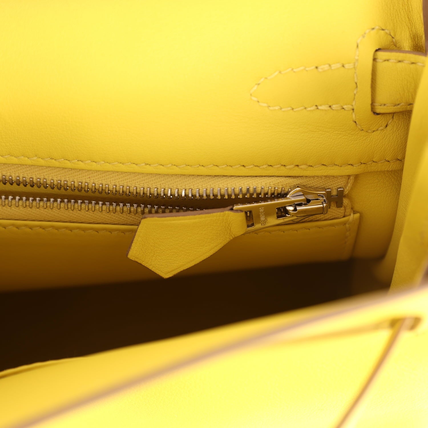 Pre-owned Hermes Kelly Retourne 25 Lime Swift Palladium Hardware