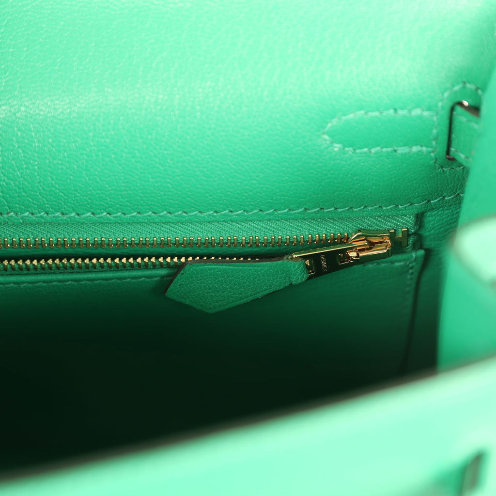 Pre-owned Hermes Kelly Sellier 25 Vert Vertigo Chevre Chamkila Gold Hardware