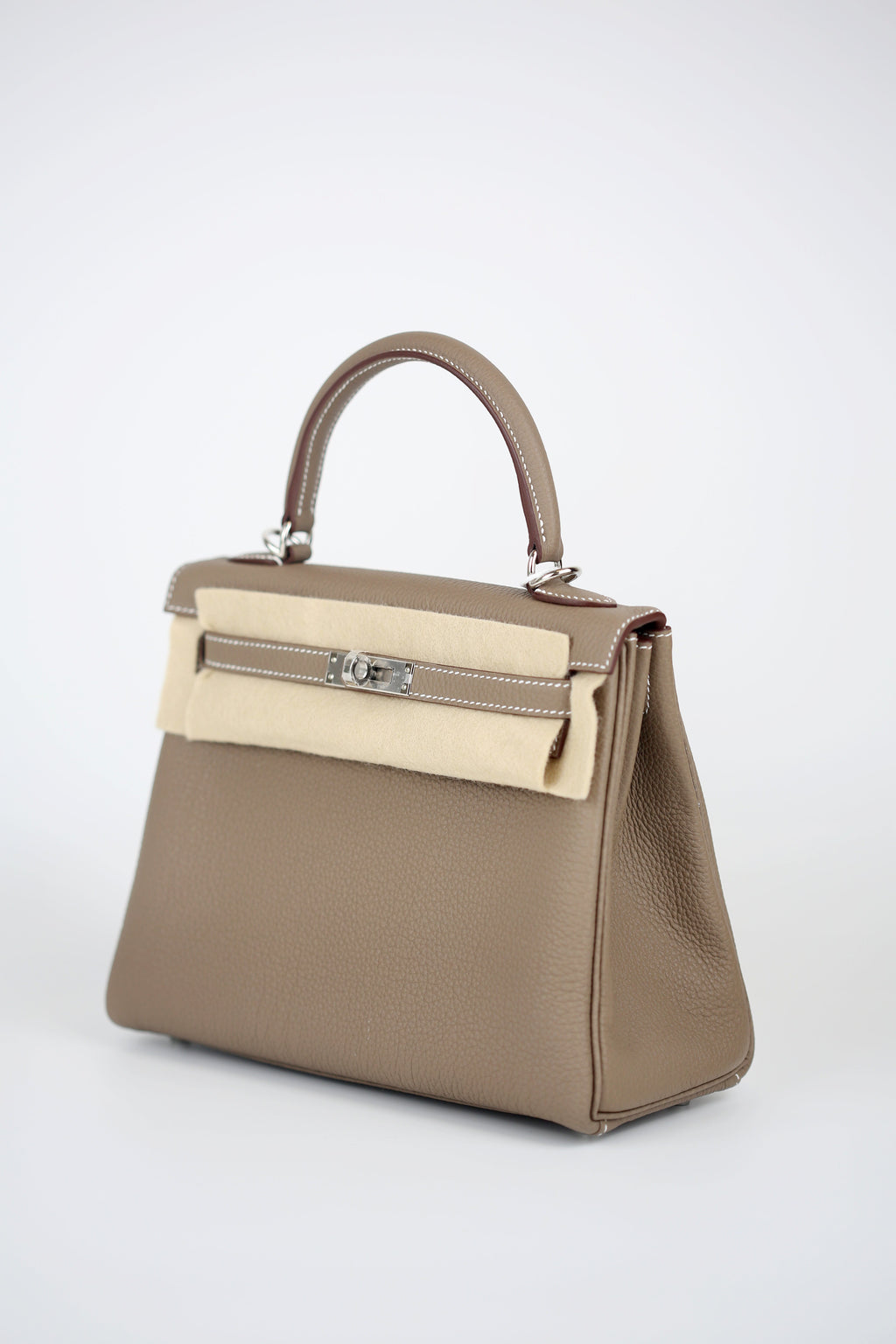 HERMES Togo Kelly Retourne 25 Etoupe