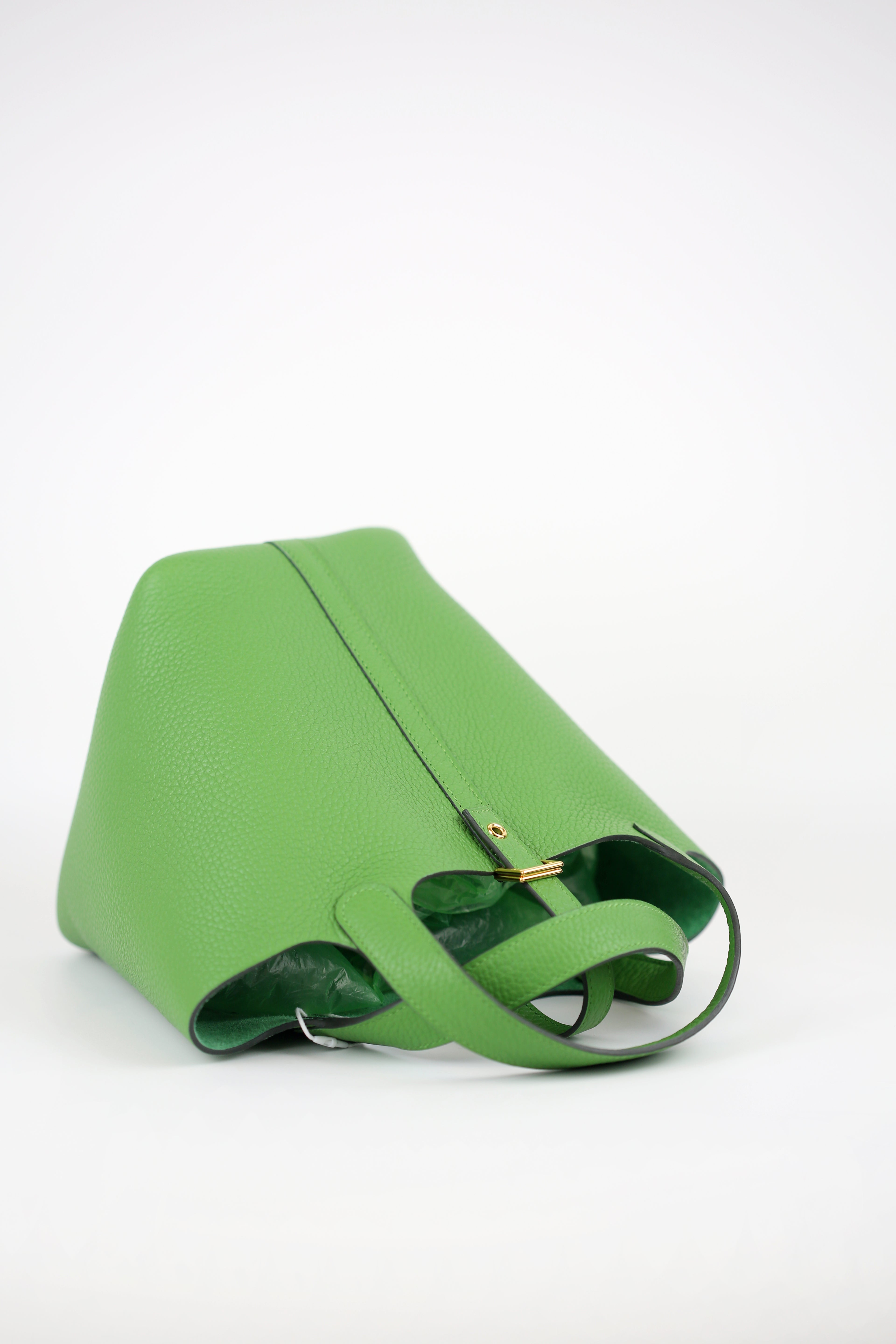 HERMÈS Clemence Picotin 18 Vert yucca