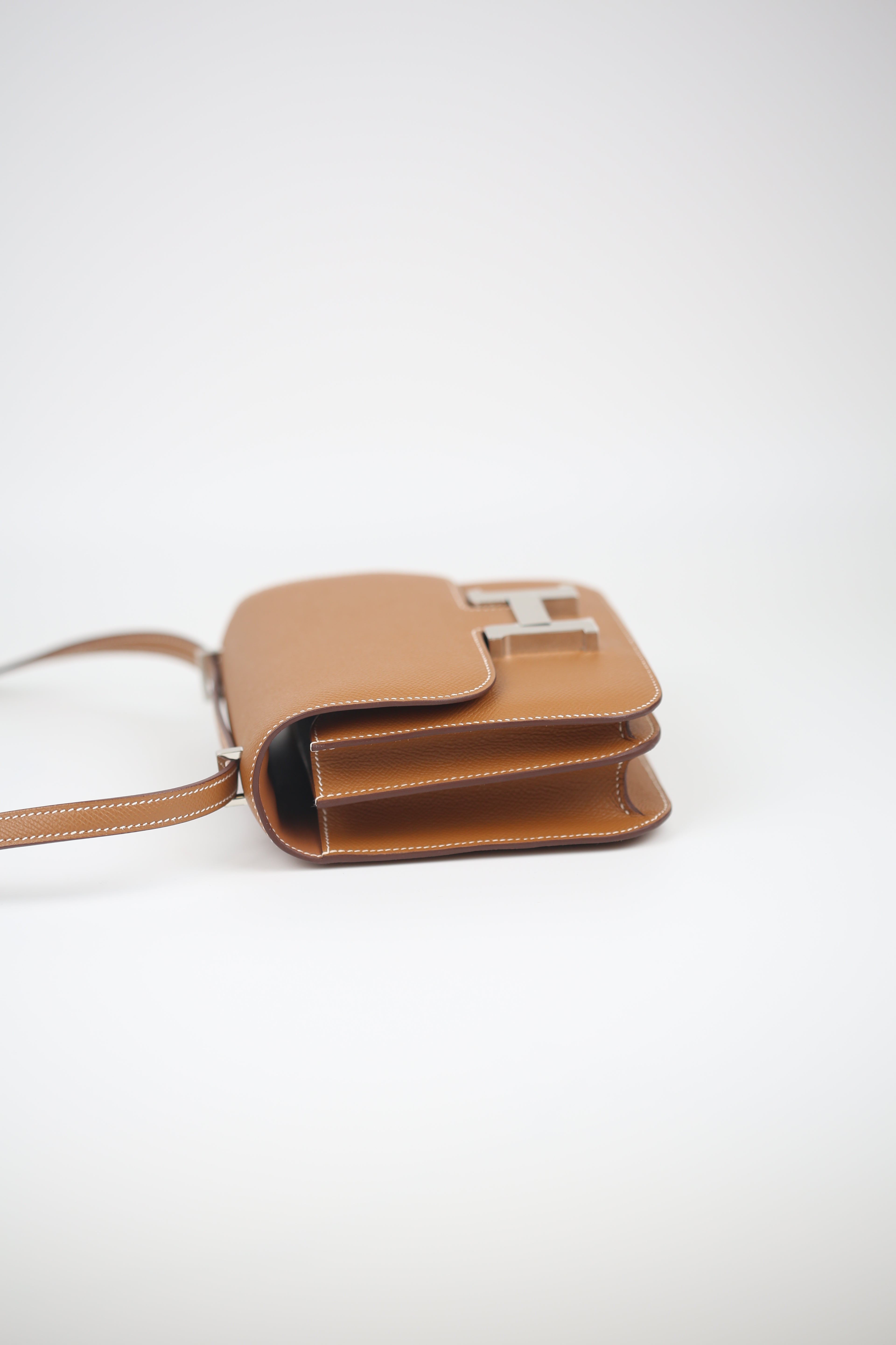 HERMÈS  Epsom Constance 18 Gold