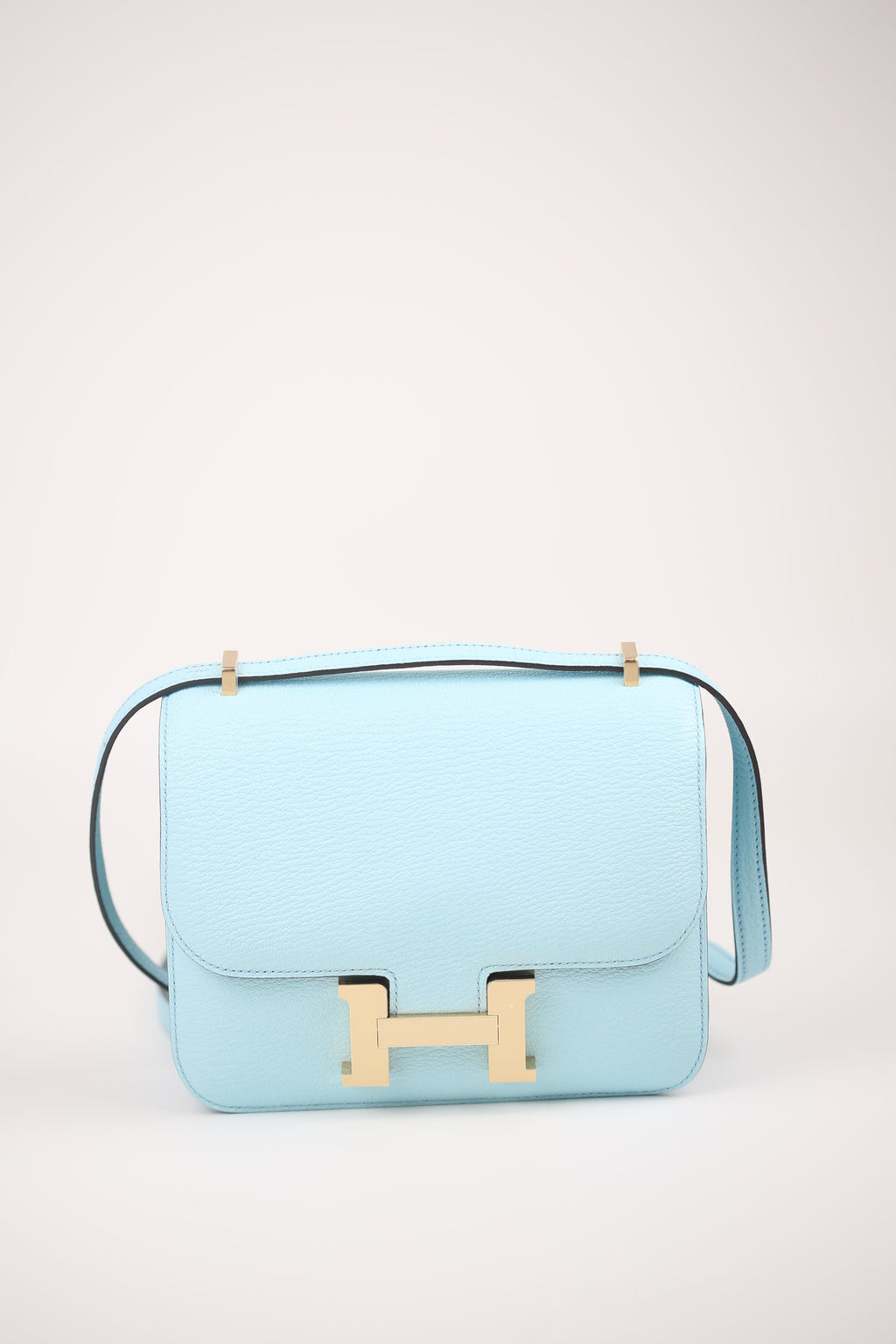 HERMÈS Chevre Constance 18 Bleu Zephyr