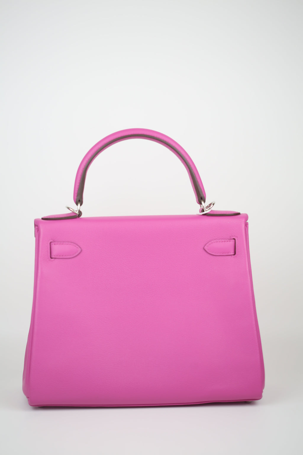 HERMÈS  Evercolor Kelly 28 Magnolia