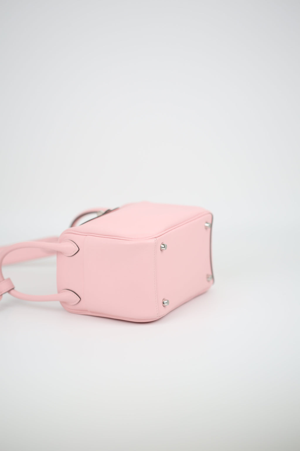 HERMÈS  Swift Mini Lindy Rose Sakura