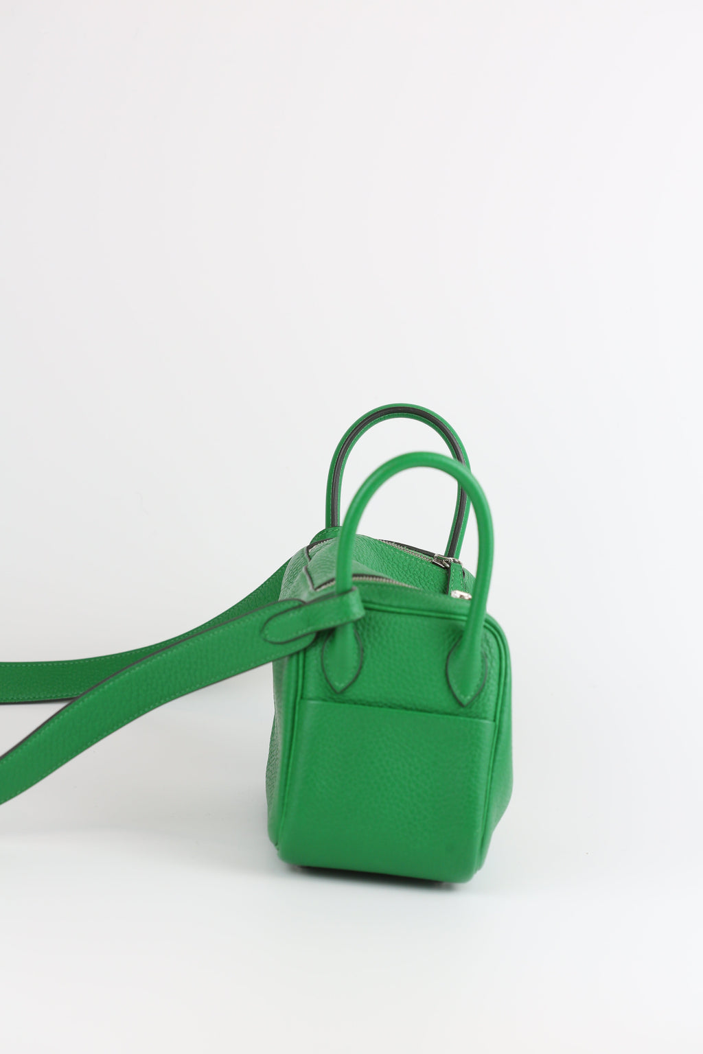 HERMÈS Clemence Mini Lindy Bamboo