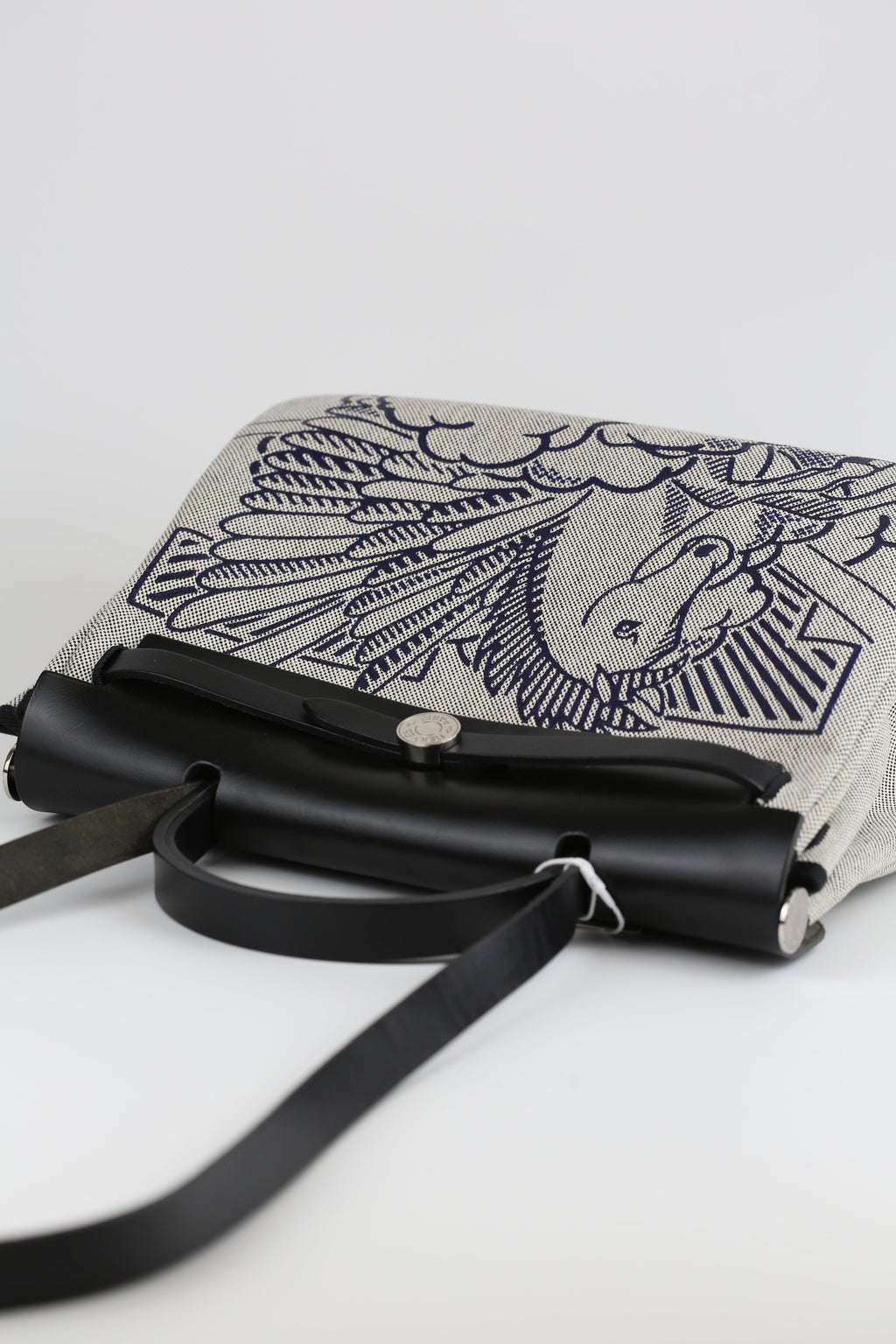 HERMÈS Noir Herbag 31