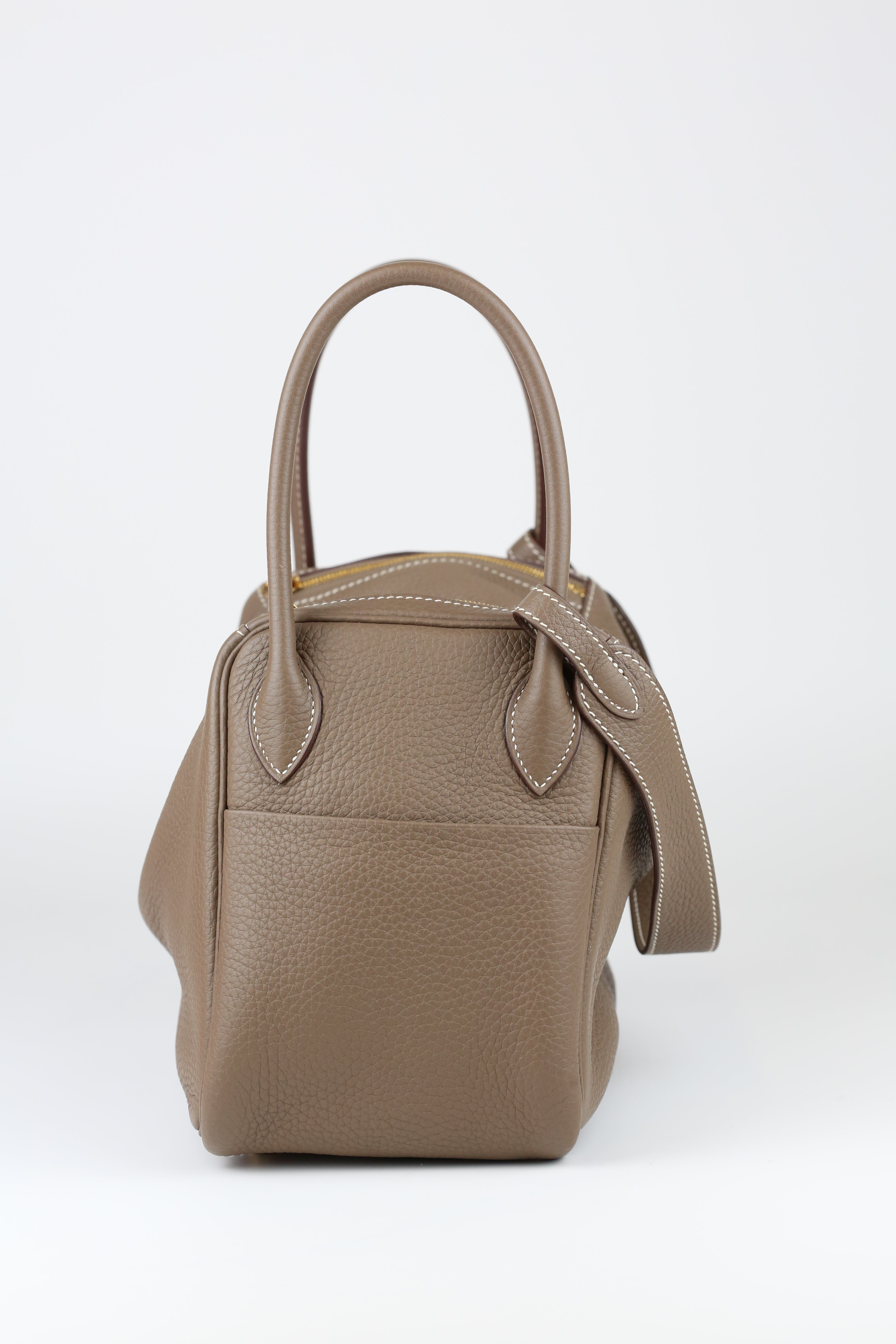 HERMÈS Lindy 26 Etoupe