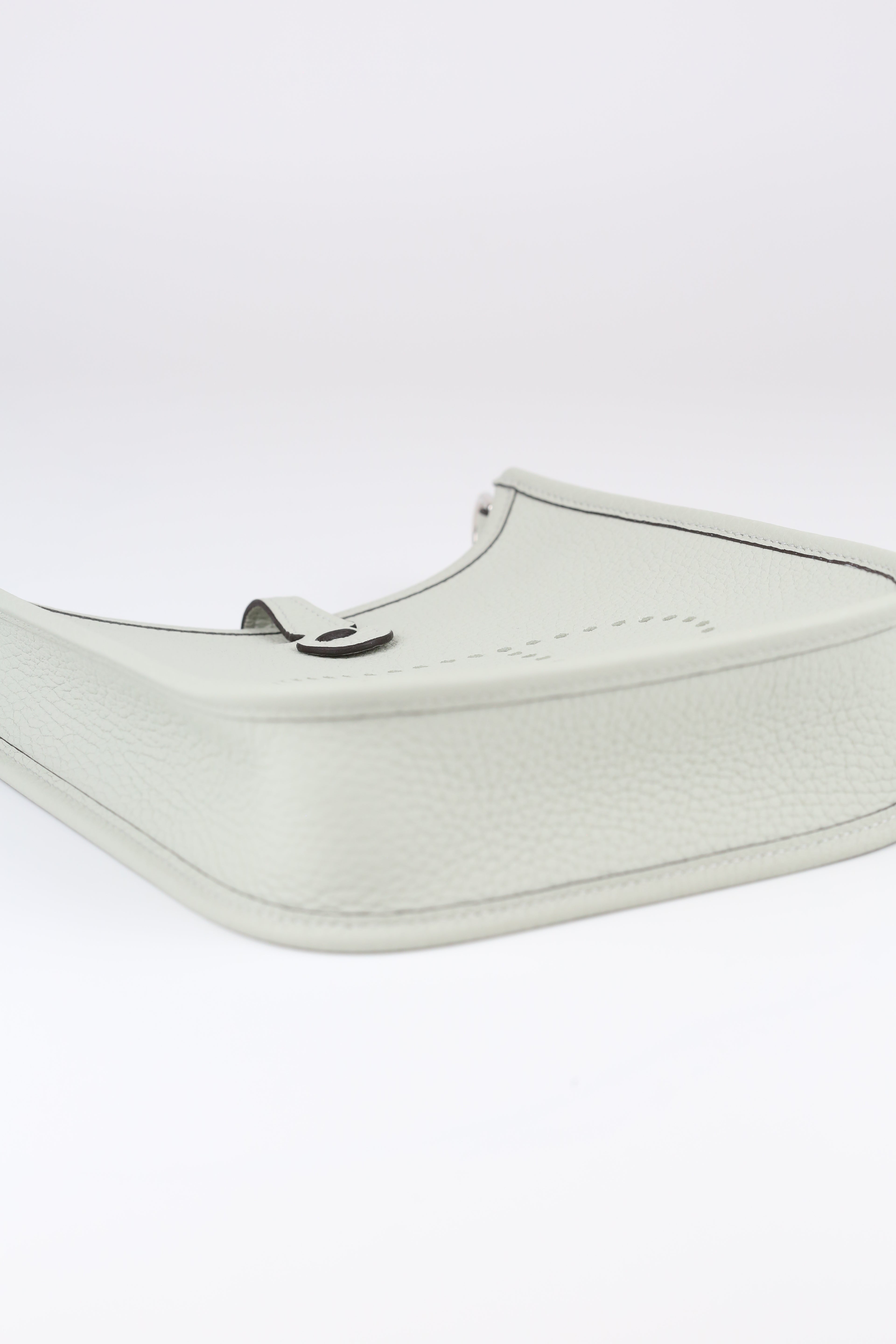HERMÈS Mini Evelyne Gris Neve