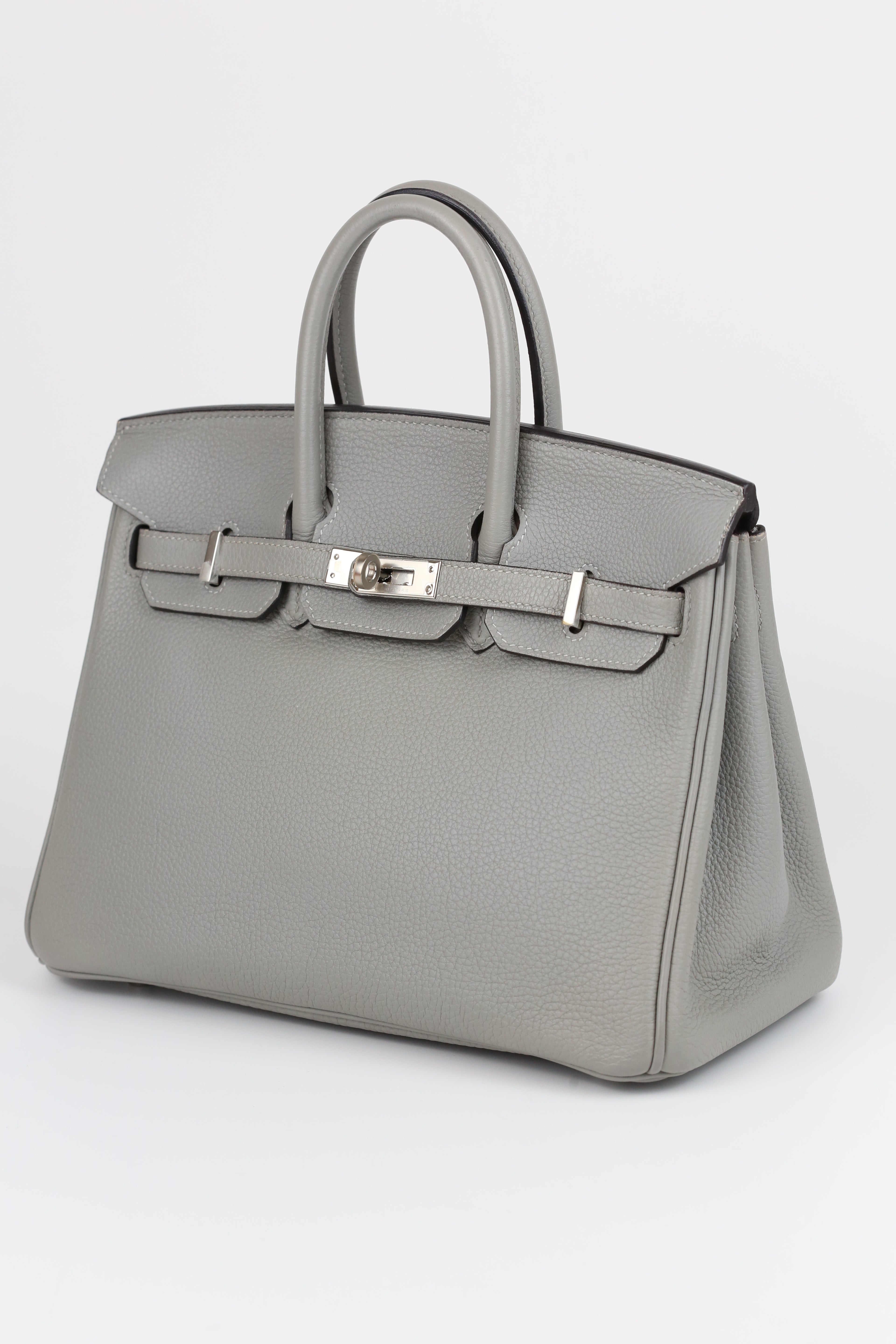 HERMÈS Birkin 25 Gris Mouette Silver togo