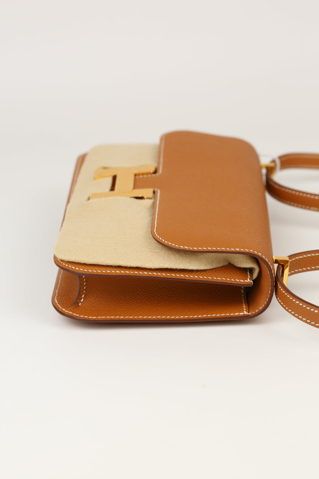 HERMÈS Constance Elan Gold