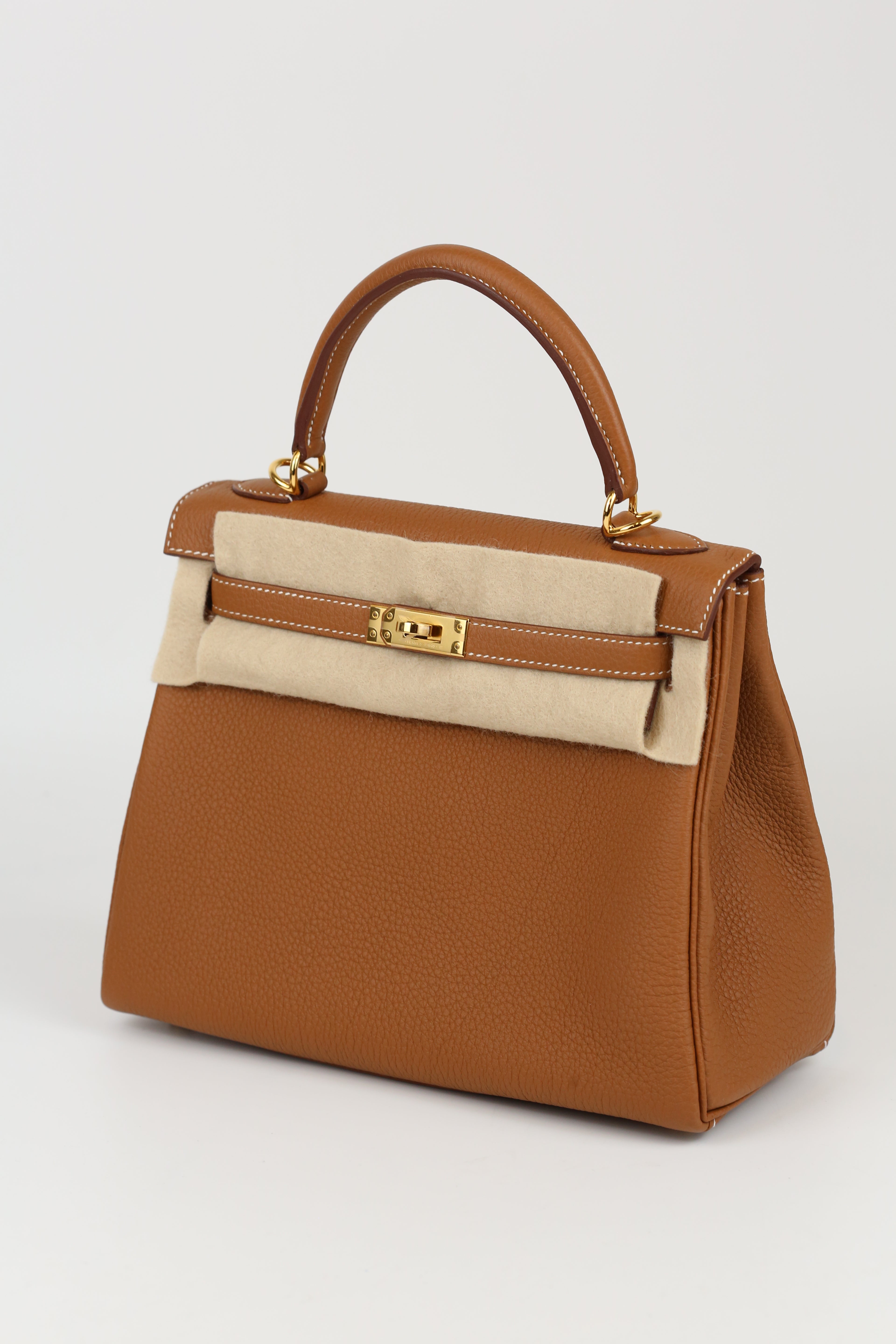 HERMÈS Kelly 25 Gold
