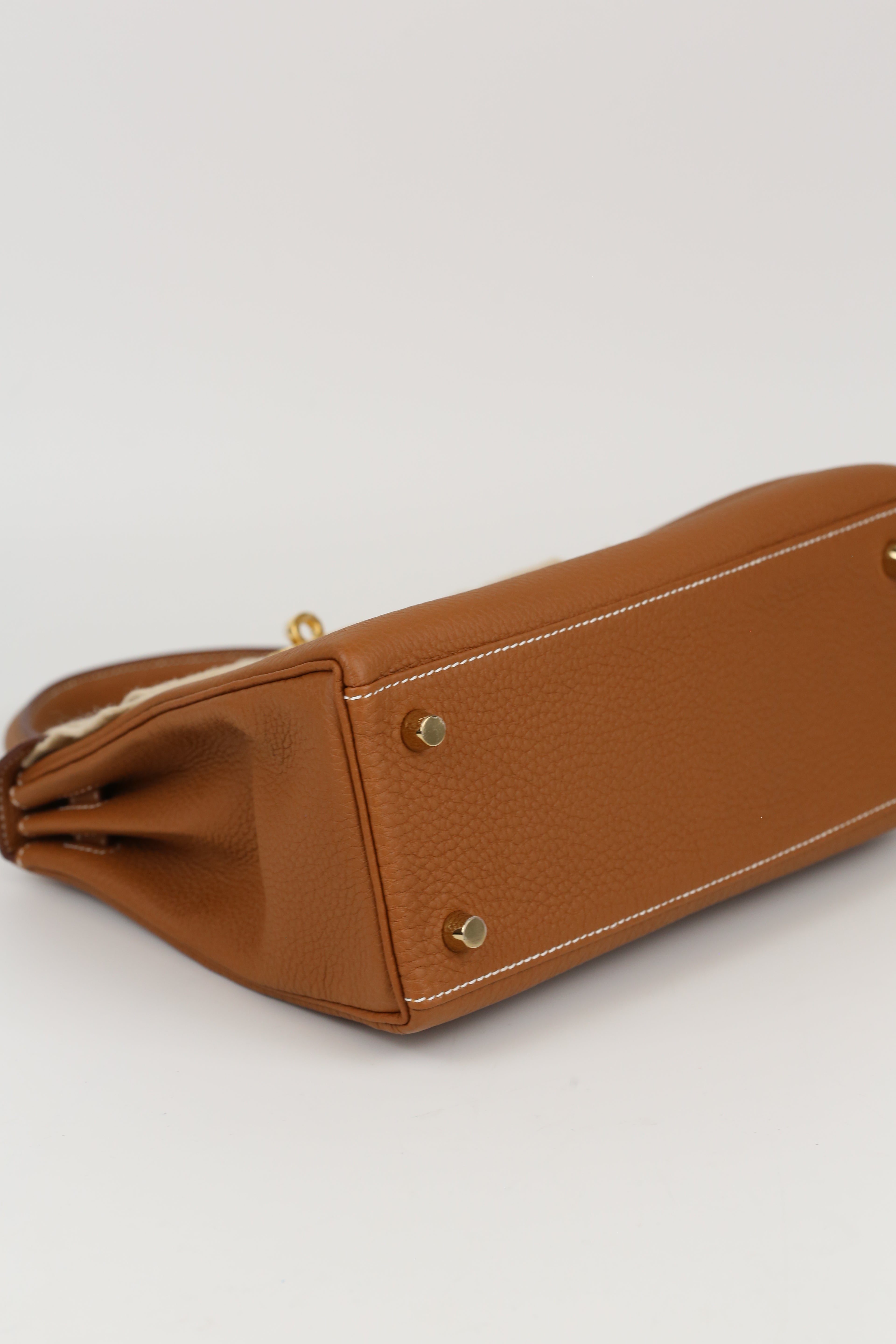 HERMÈS Kelly 25 Gold