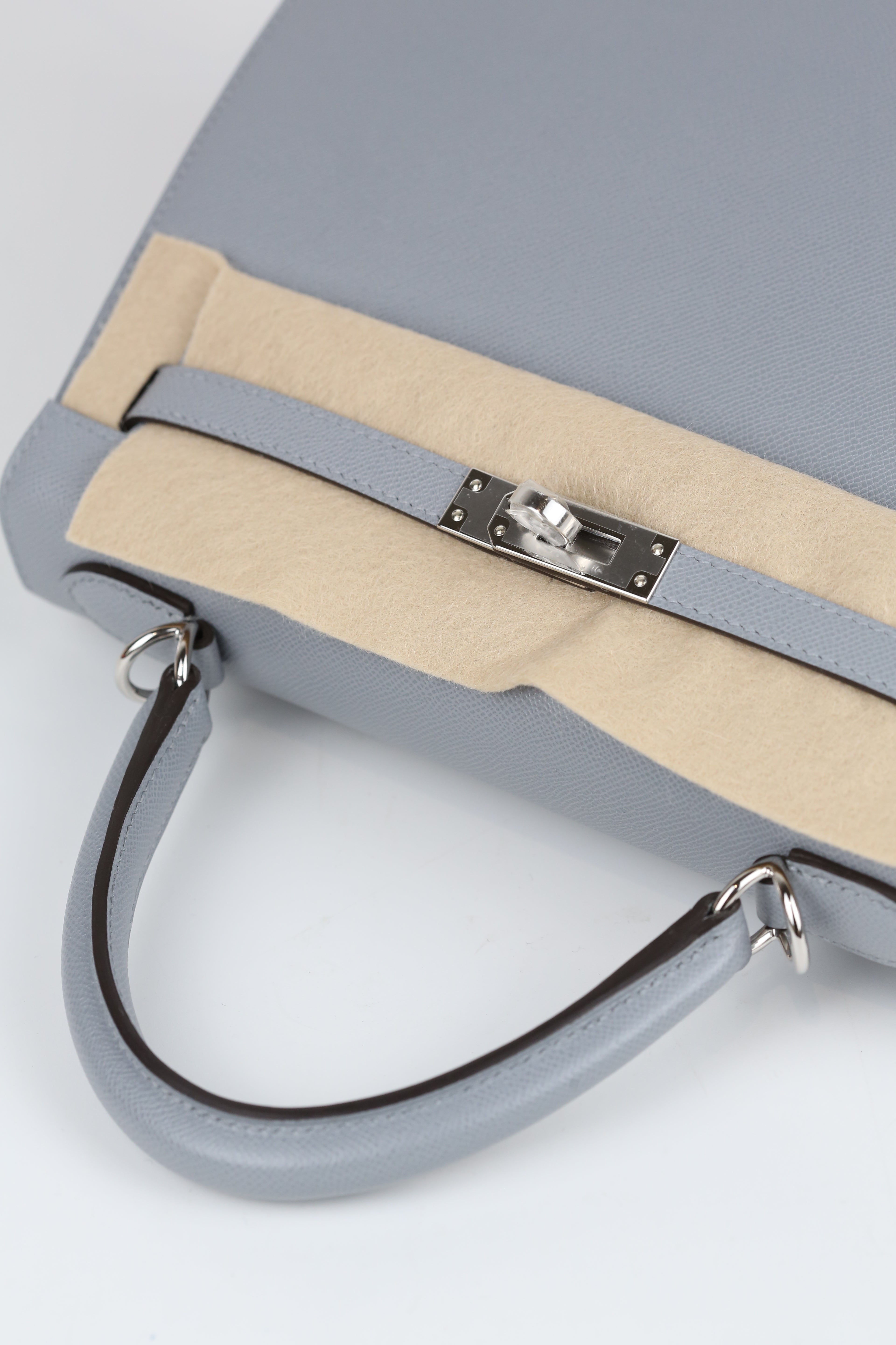 HERMÈS Kelly 25 8U Blue Glacier