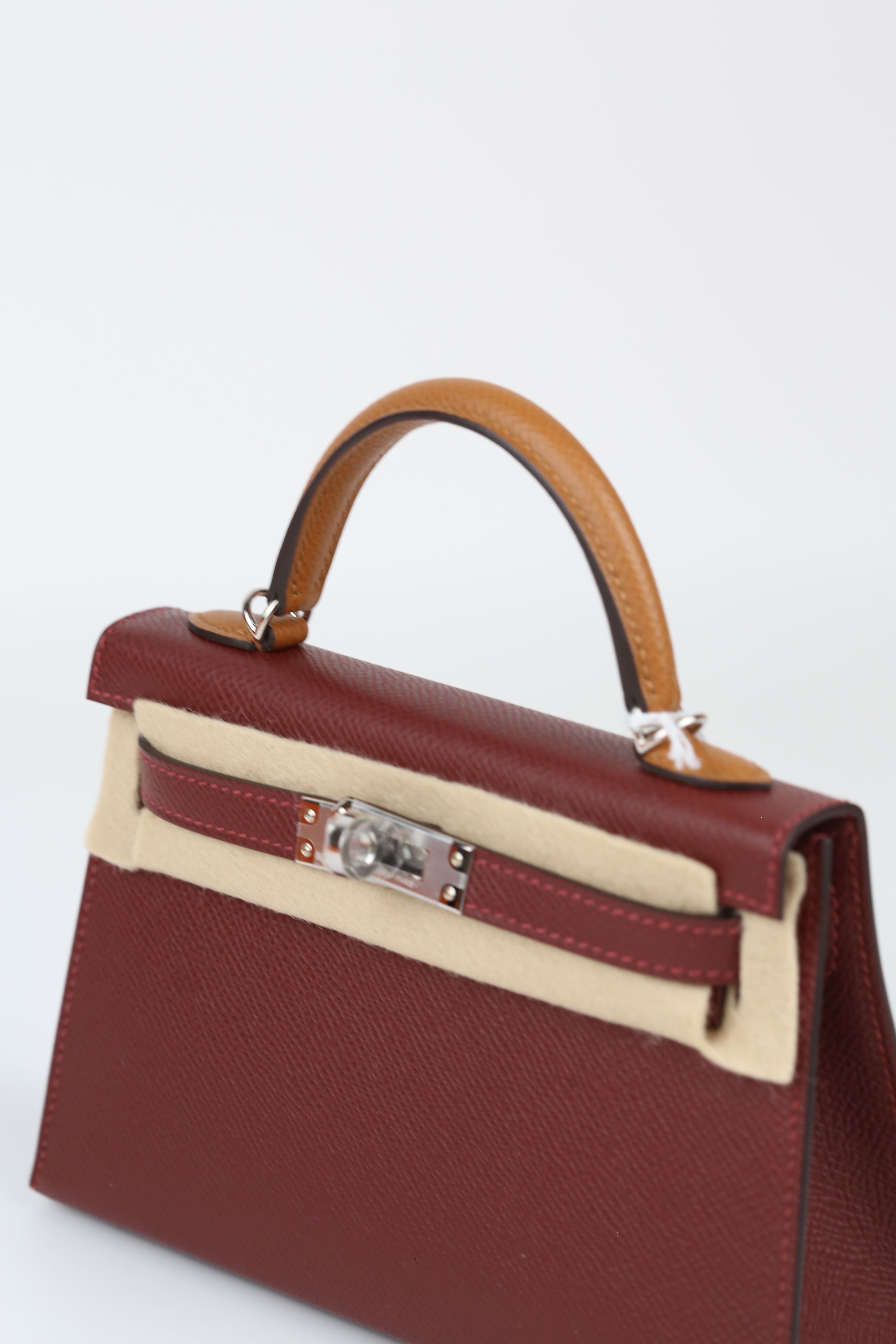 HERMÈS Mini Kelly Red & Gold