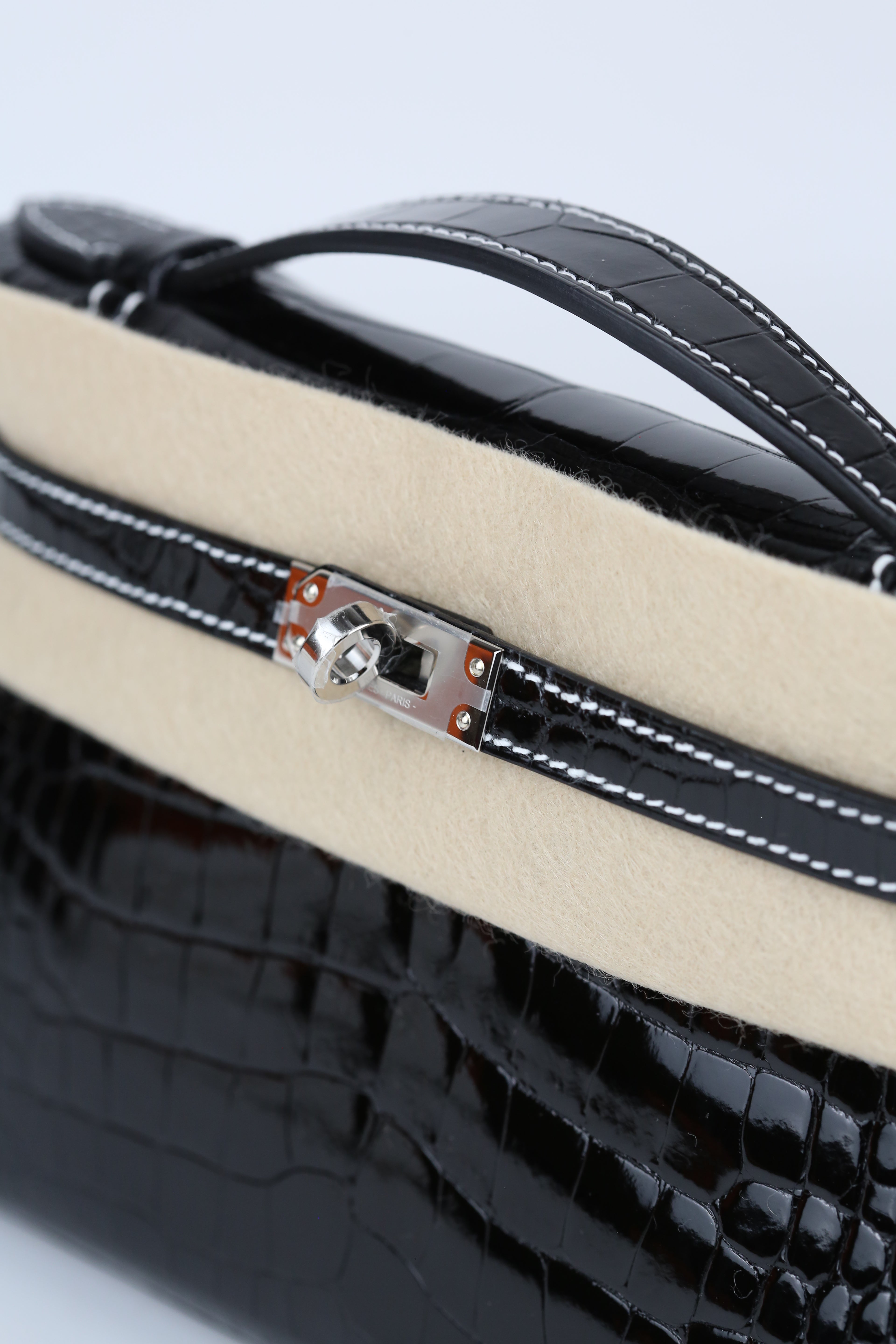 HERMÈS Kelly Pochette Alligator