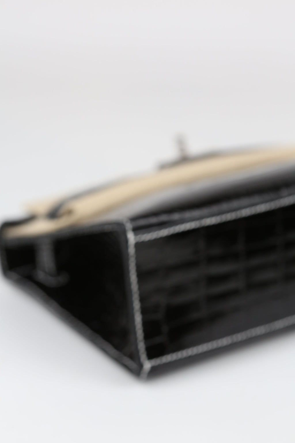 HERMÈS Kelly Pochette Alligator