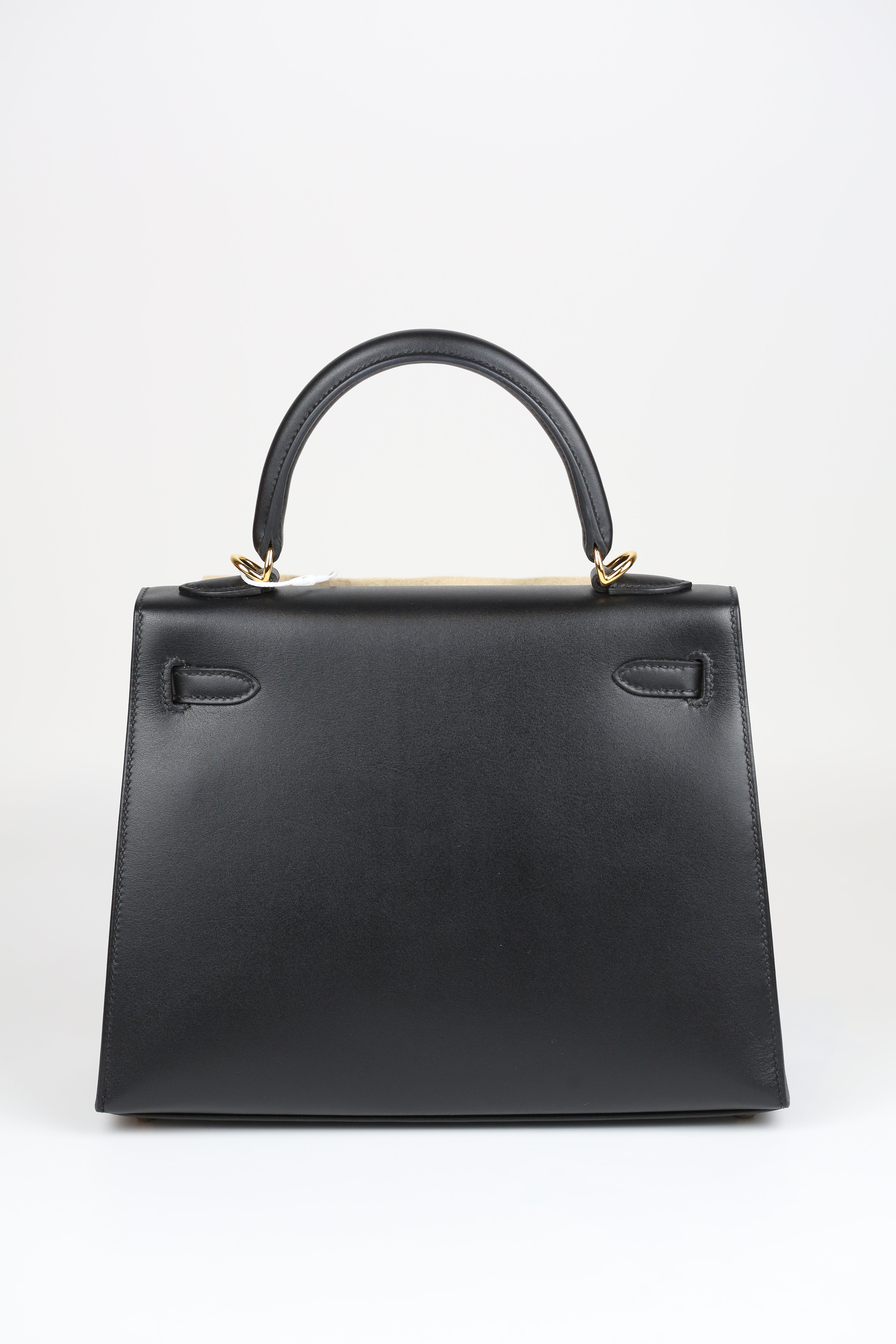HERMÈS Kelly 25 Noir Gold Tadelakt