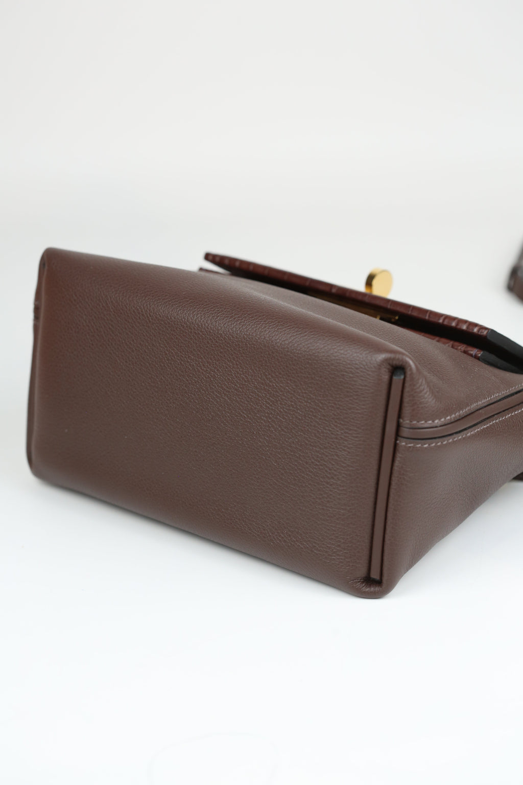 HERMÈS 2424 Mini touch Moka Gold