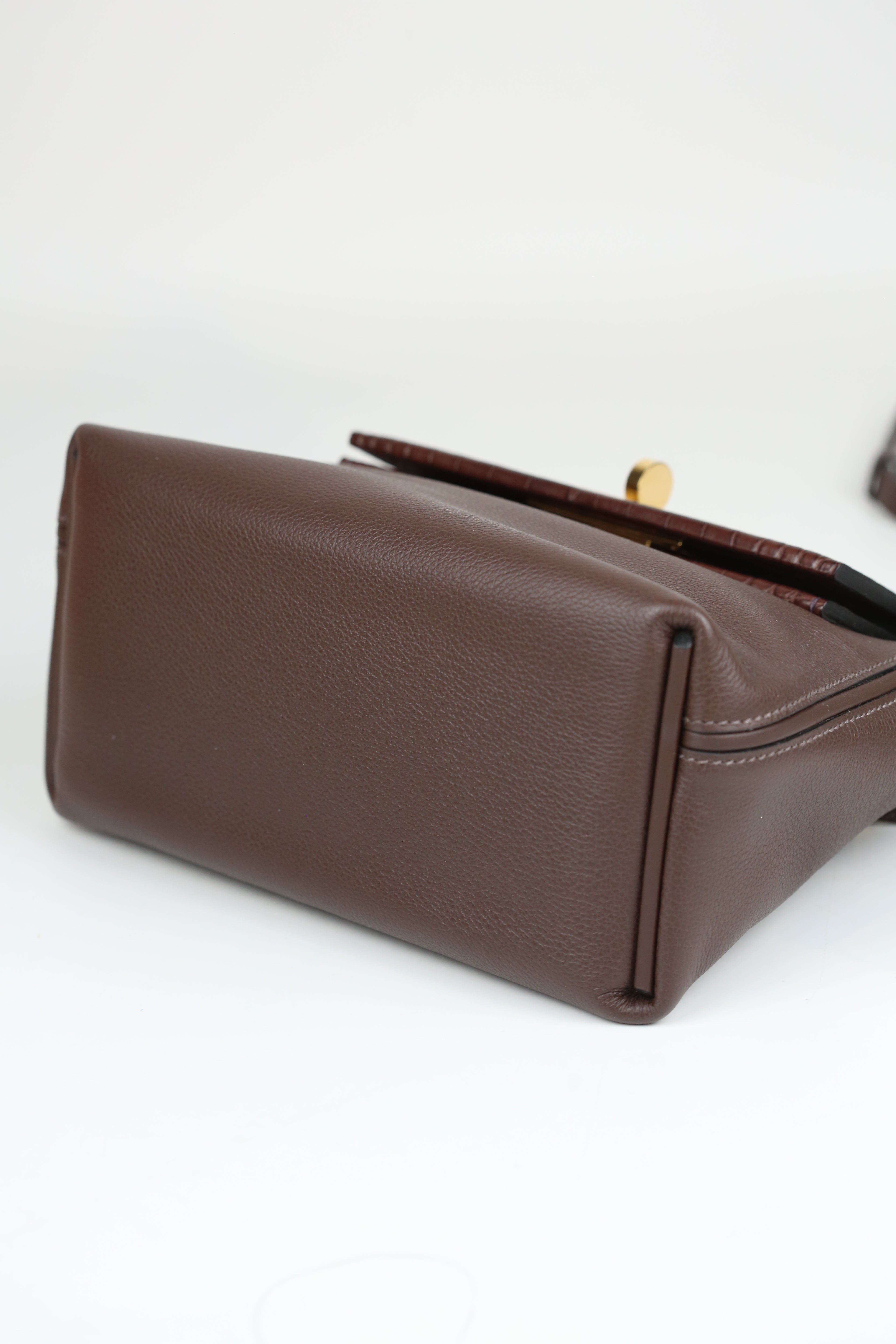 HERMÈS 2424 Mini touch Moka Gold