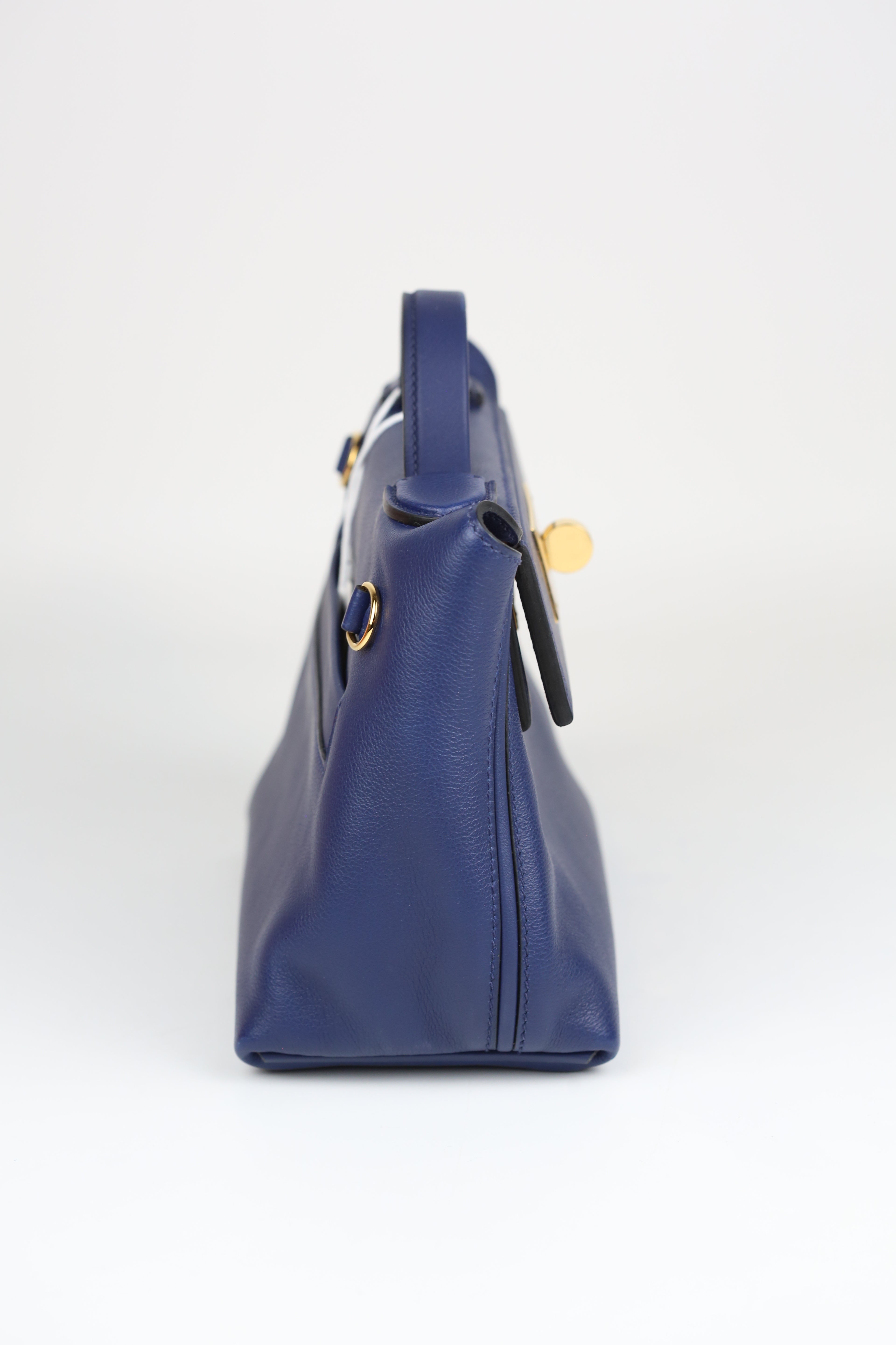 HERMÈS 2424 Bleu Saphir Gold Evercolor