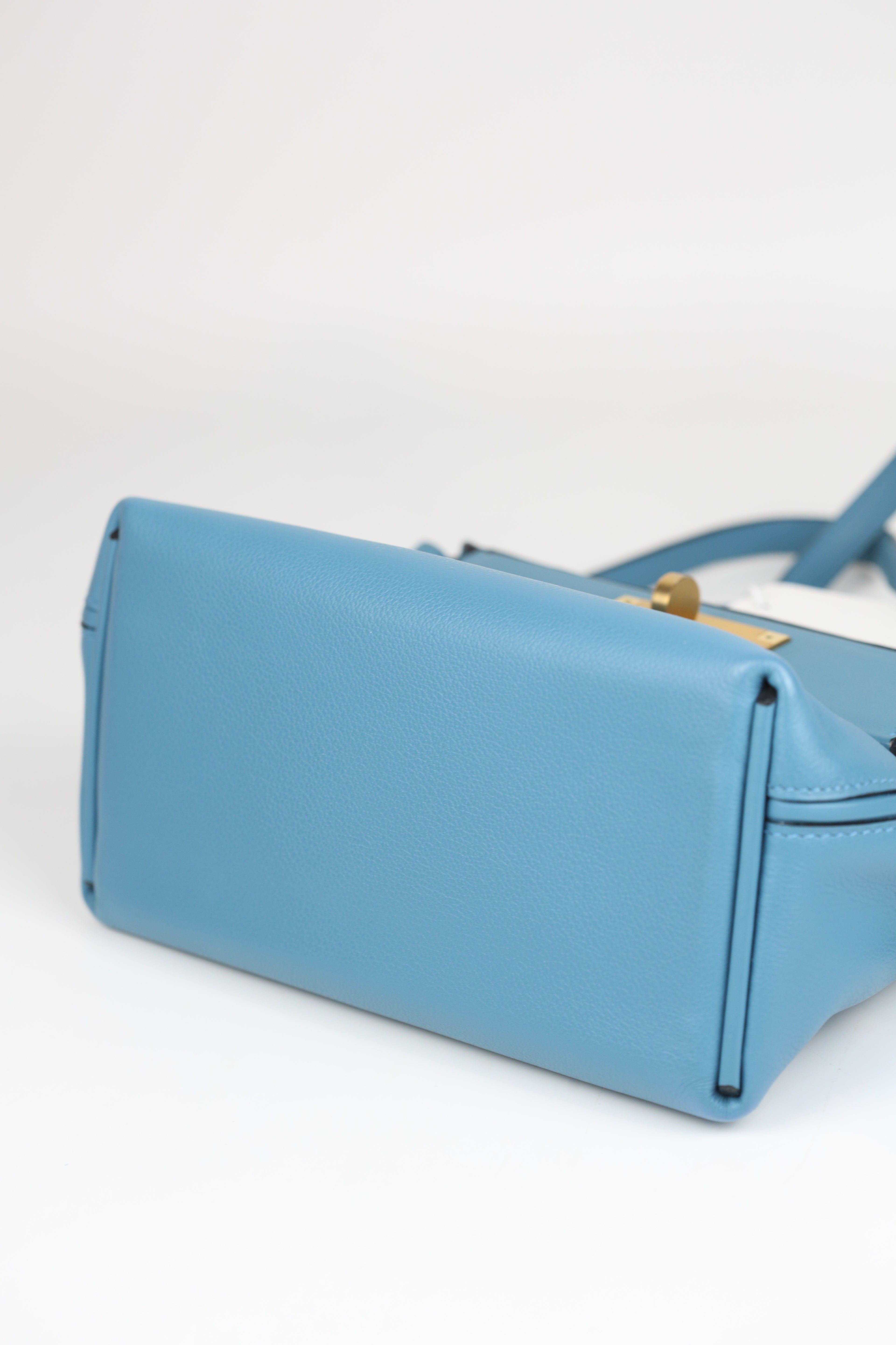 HERMÈS 2424 Blue Jeans Evercolor