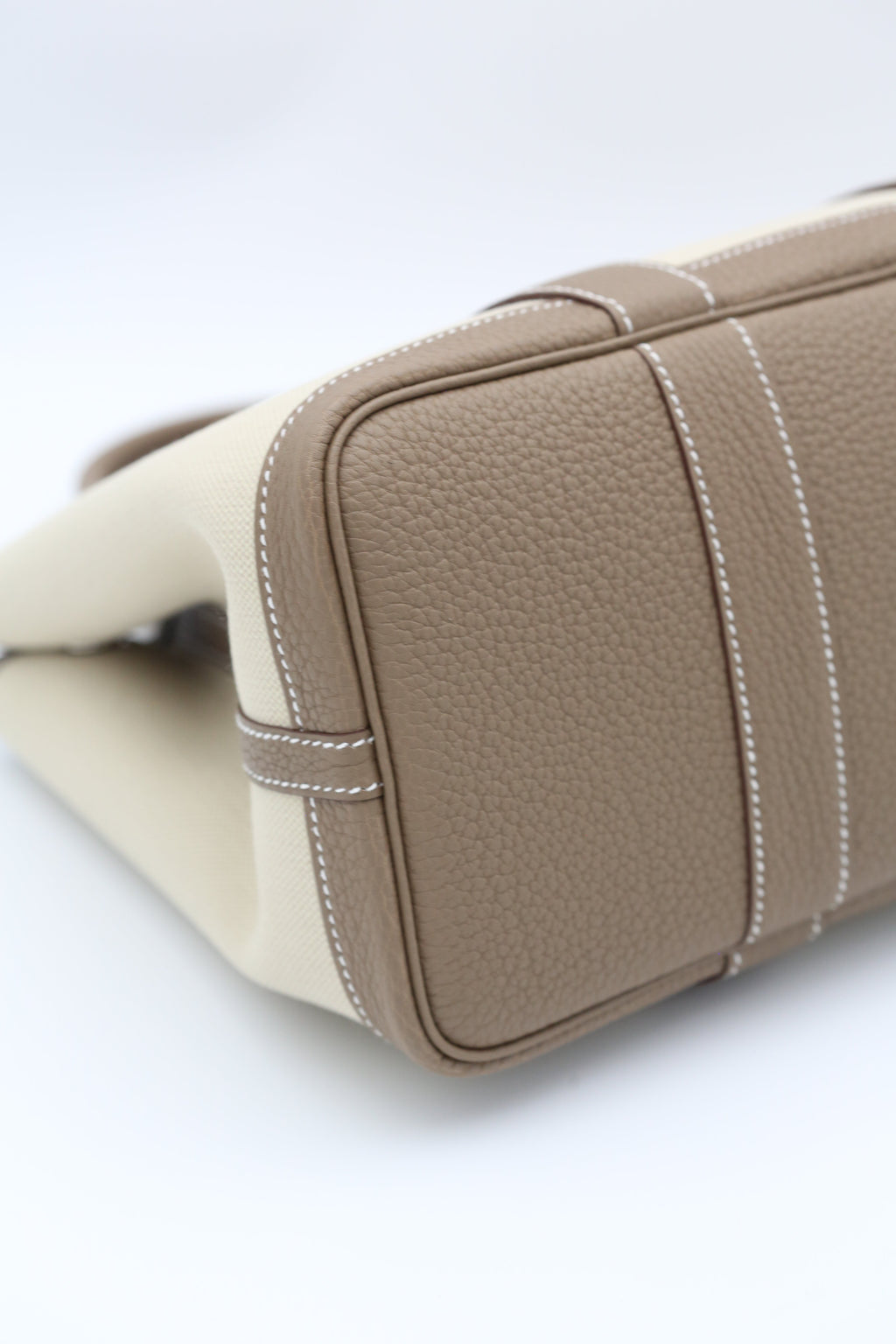 HERMÈS Garden 30 Etoupe Canvas