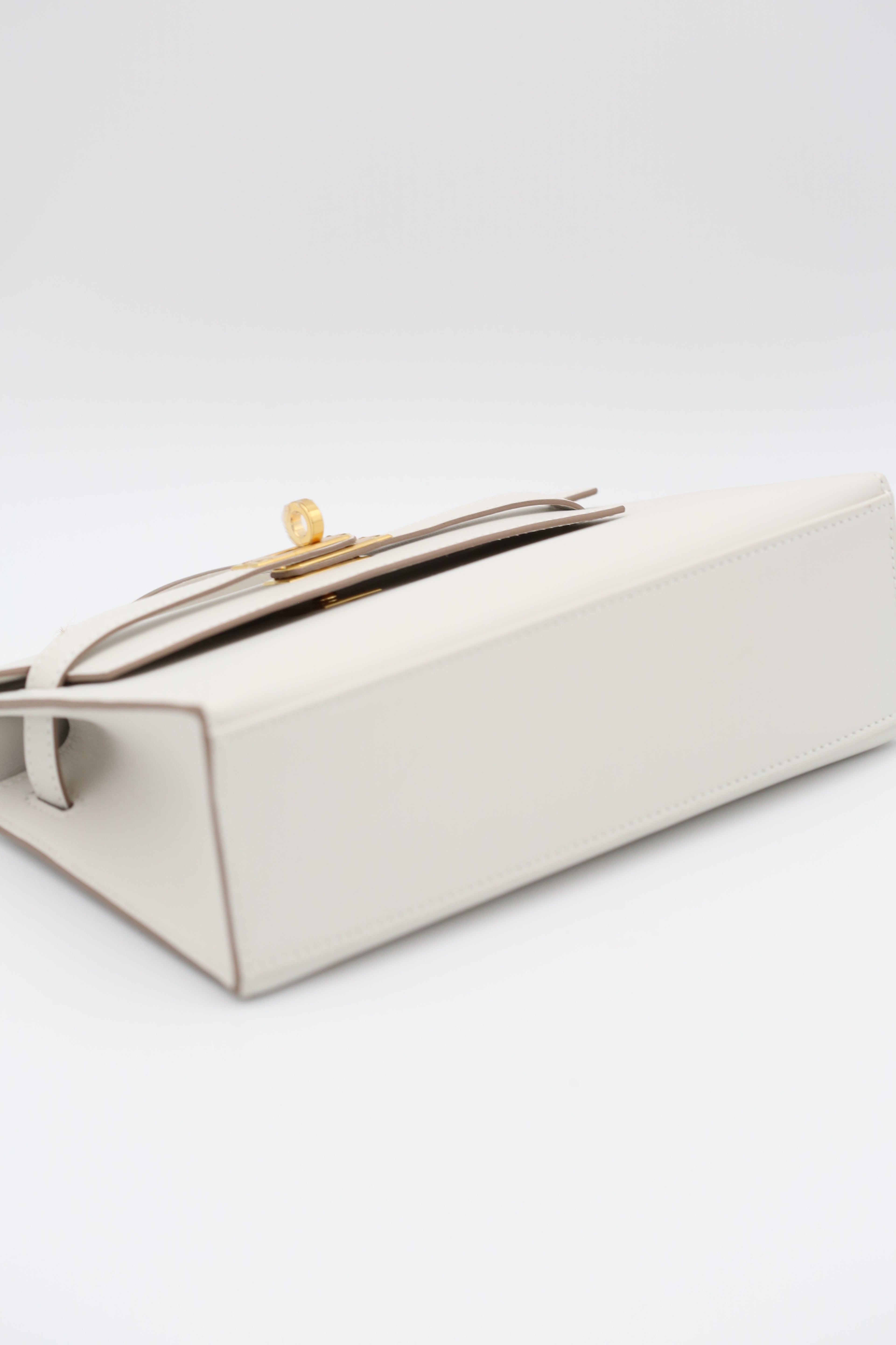 HERMÈS Mini Kelly Pochette M4