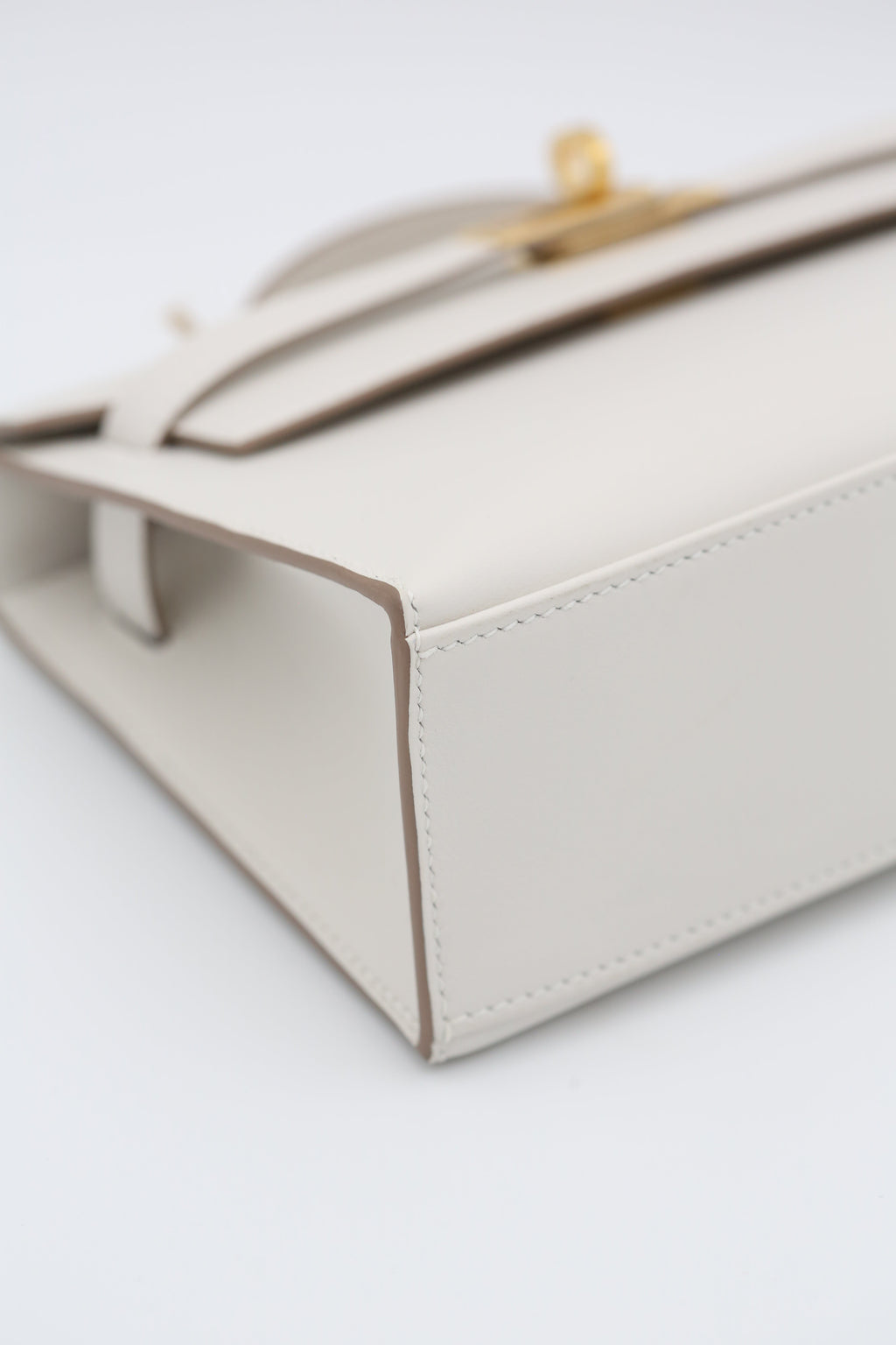 HERMÈS Mini Kelly Pochette M4