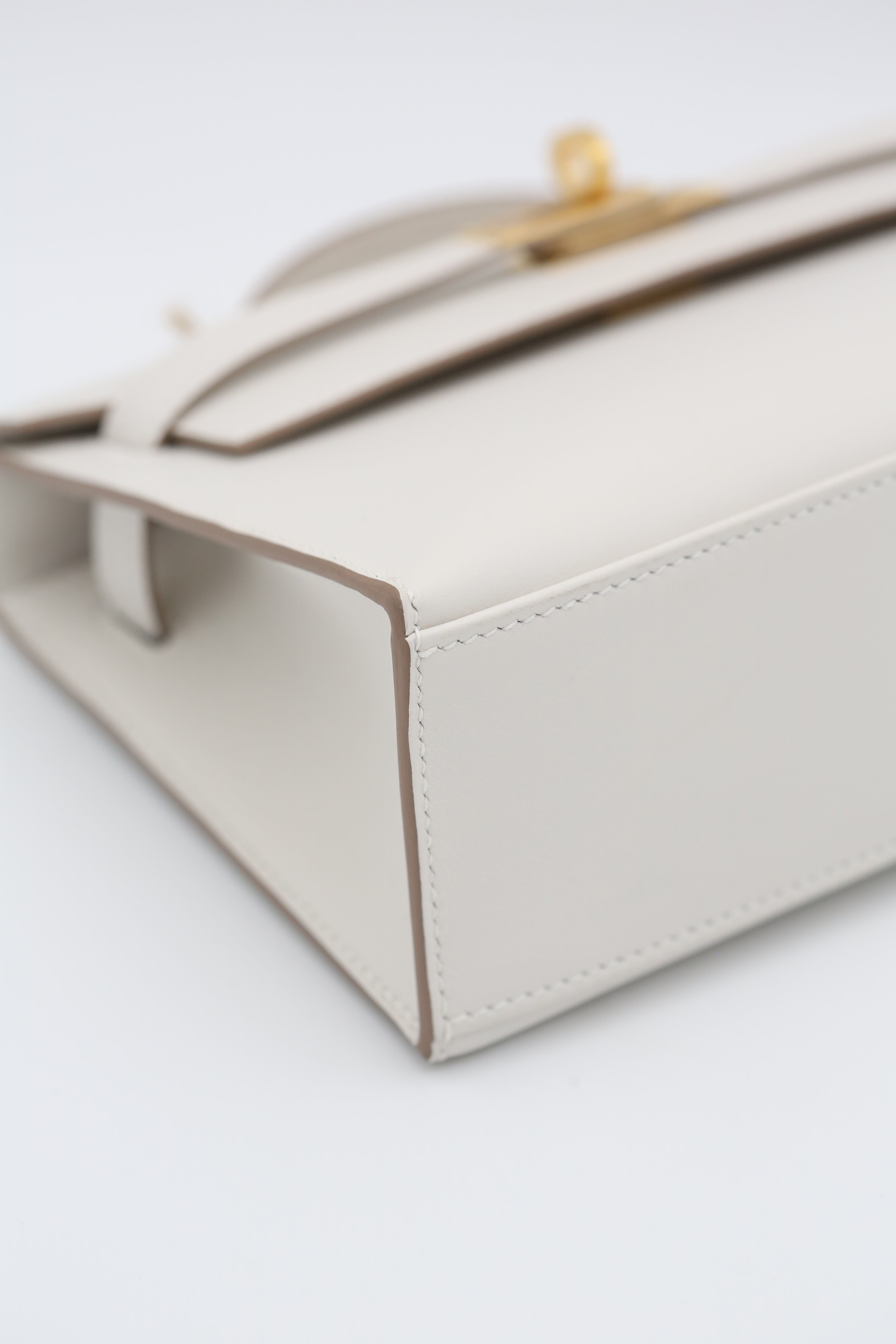 HERMÈS Mini Kelly Pochette M4