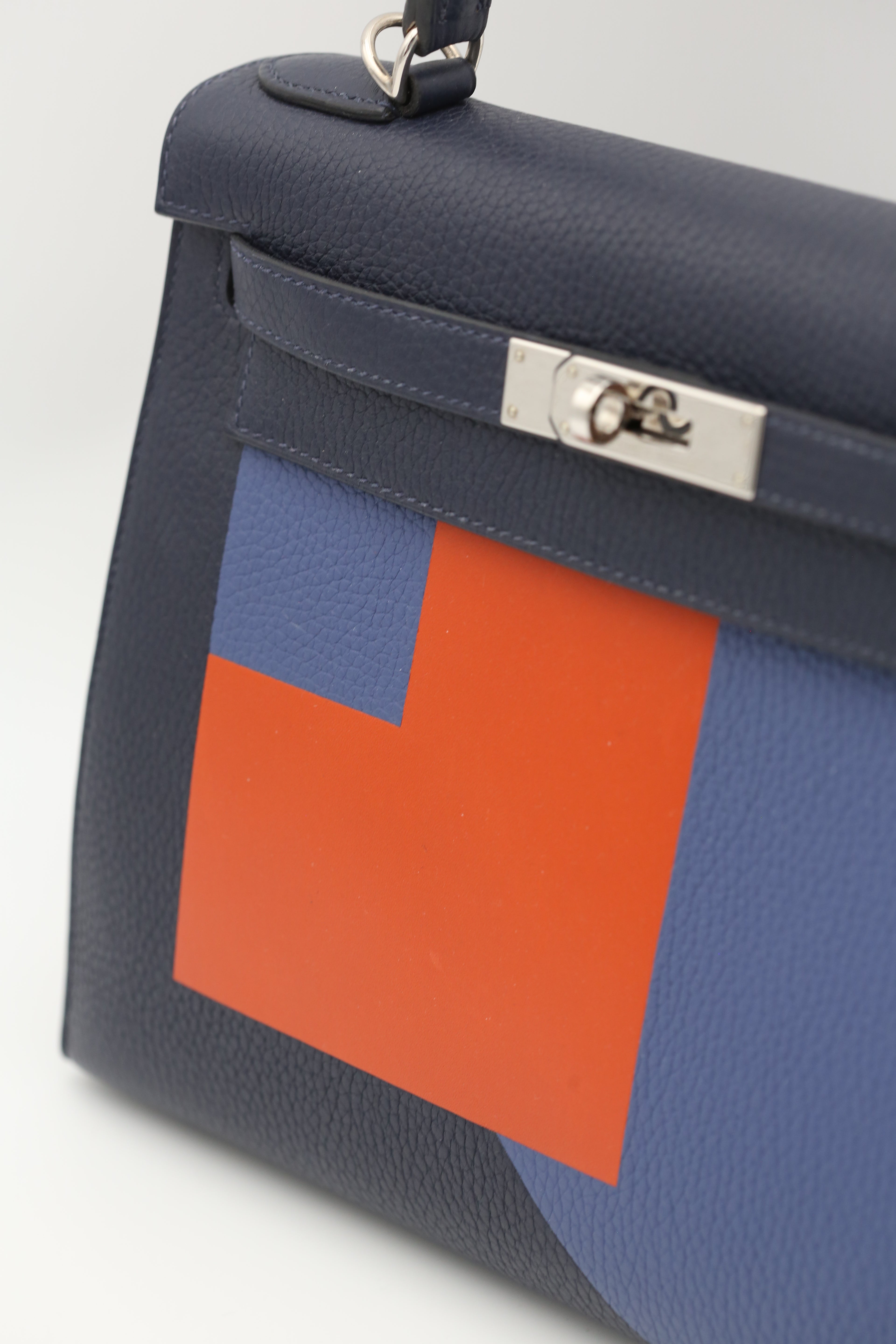 HERMÈS Kelly 28