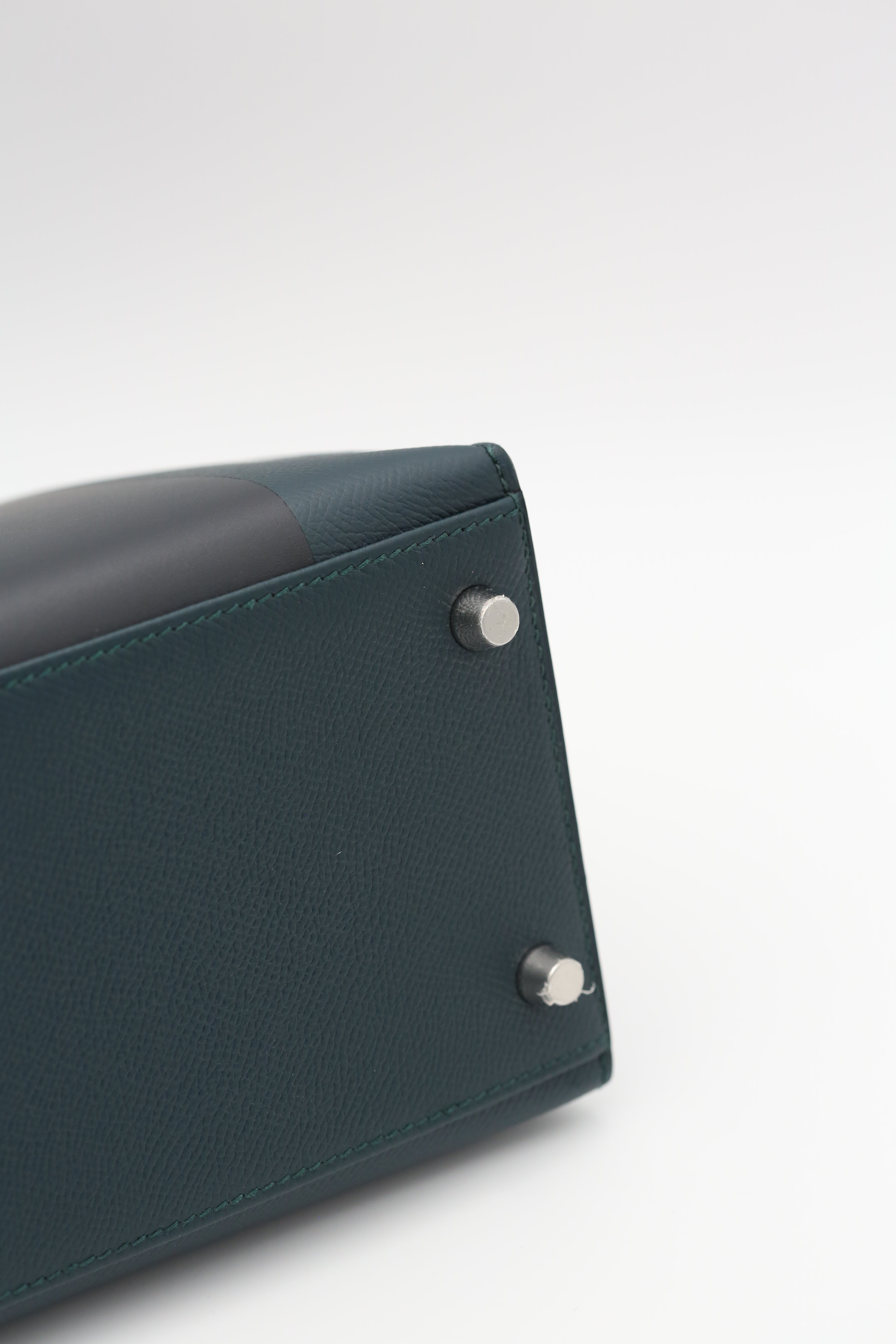 HERMÈS Kelly 28 Vert Cypress Silver