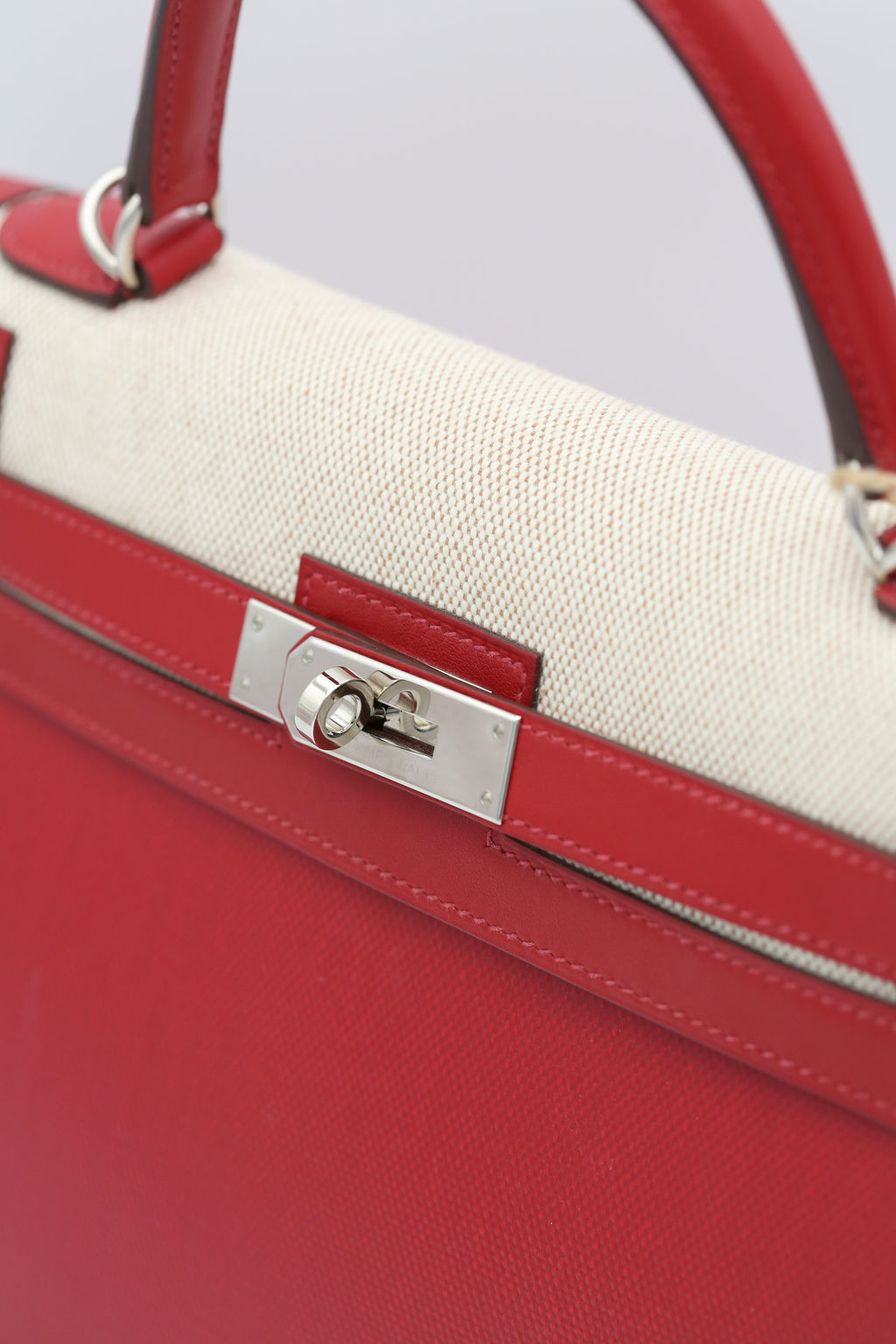 HERMÈS Kelly 32 Silver