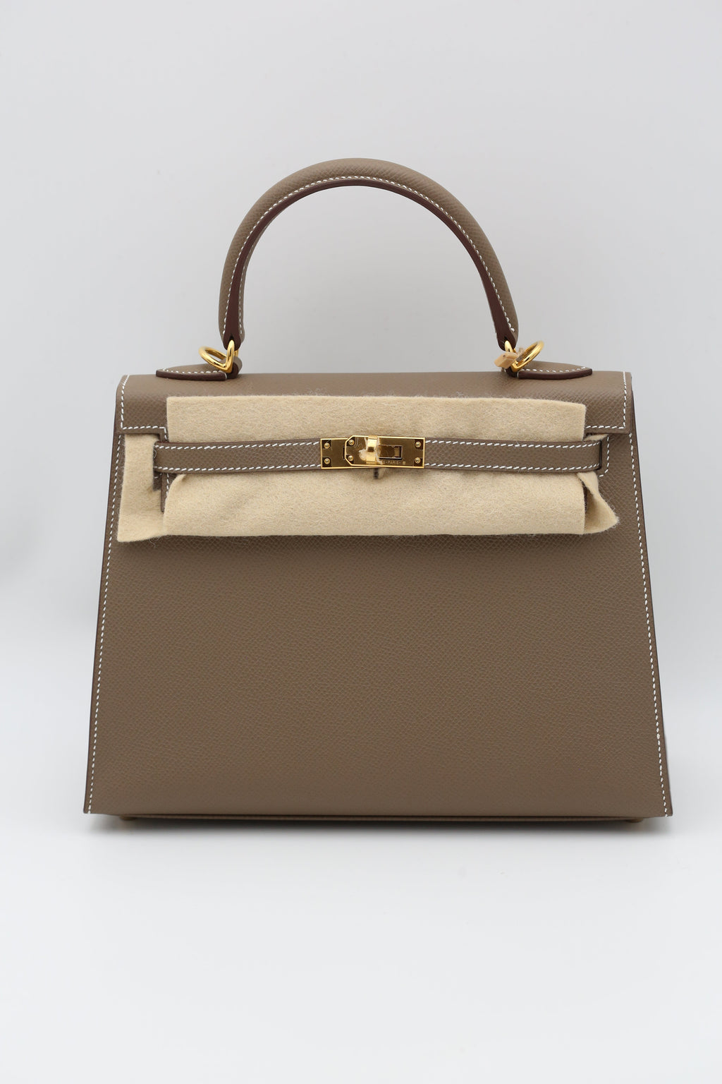 HERMÈS Kelly 25 Etoupe Gold