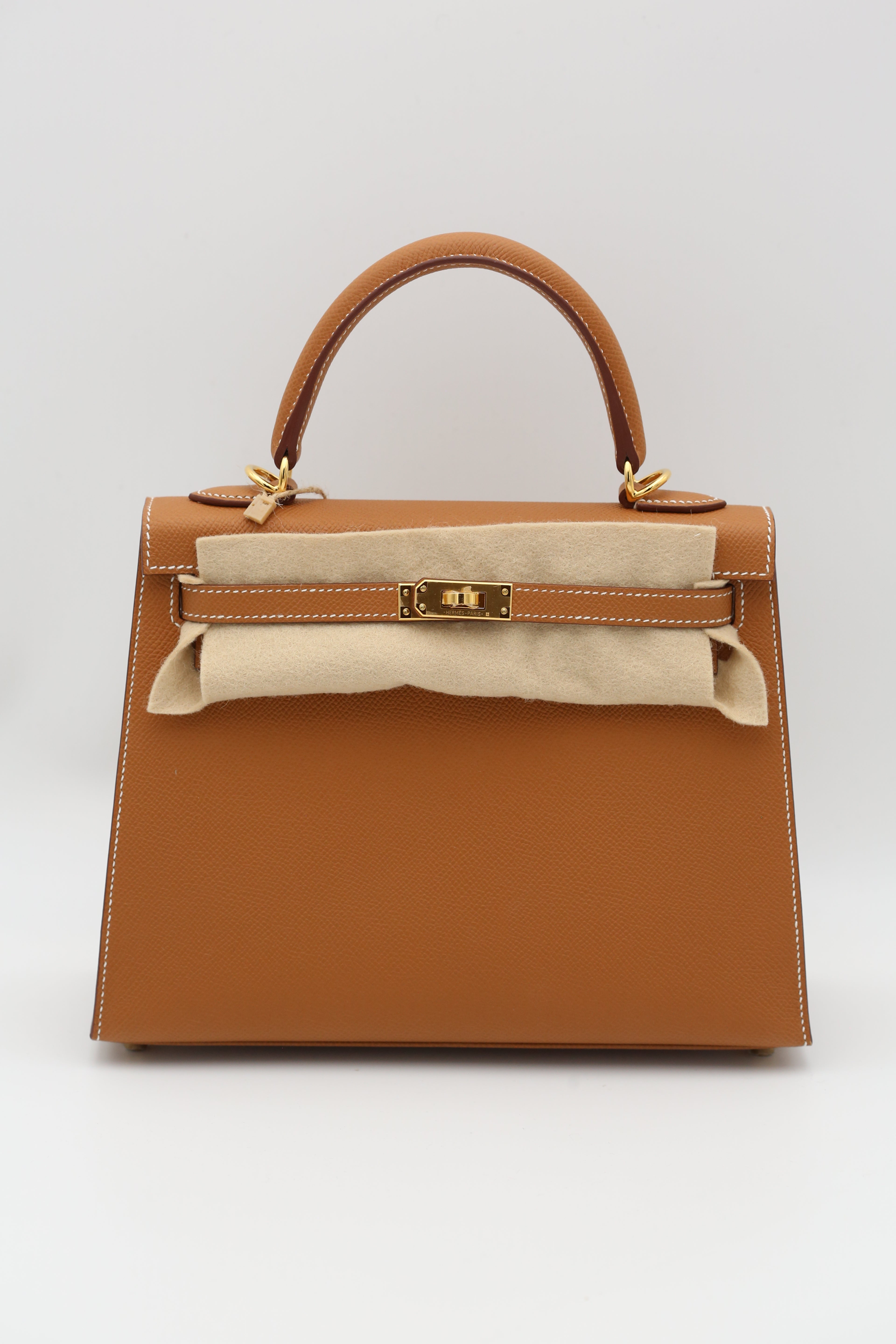 HERMÈS Kelly 25 Gold