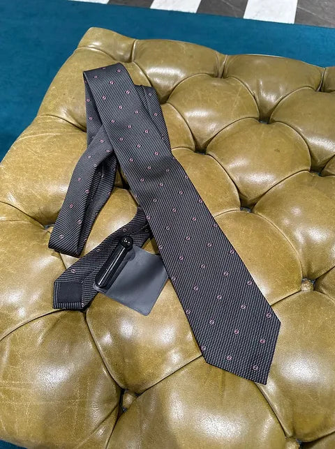 Gucci men tie
