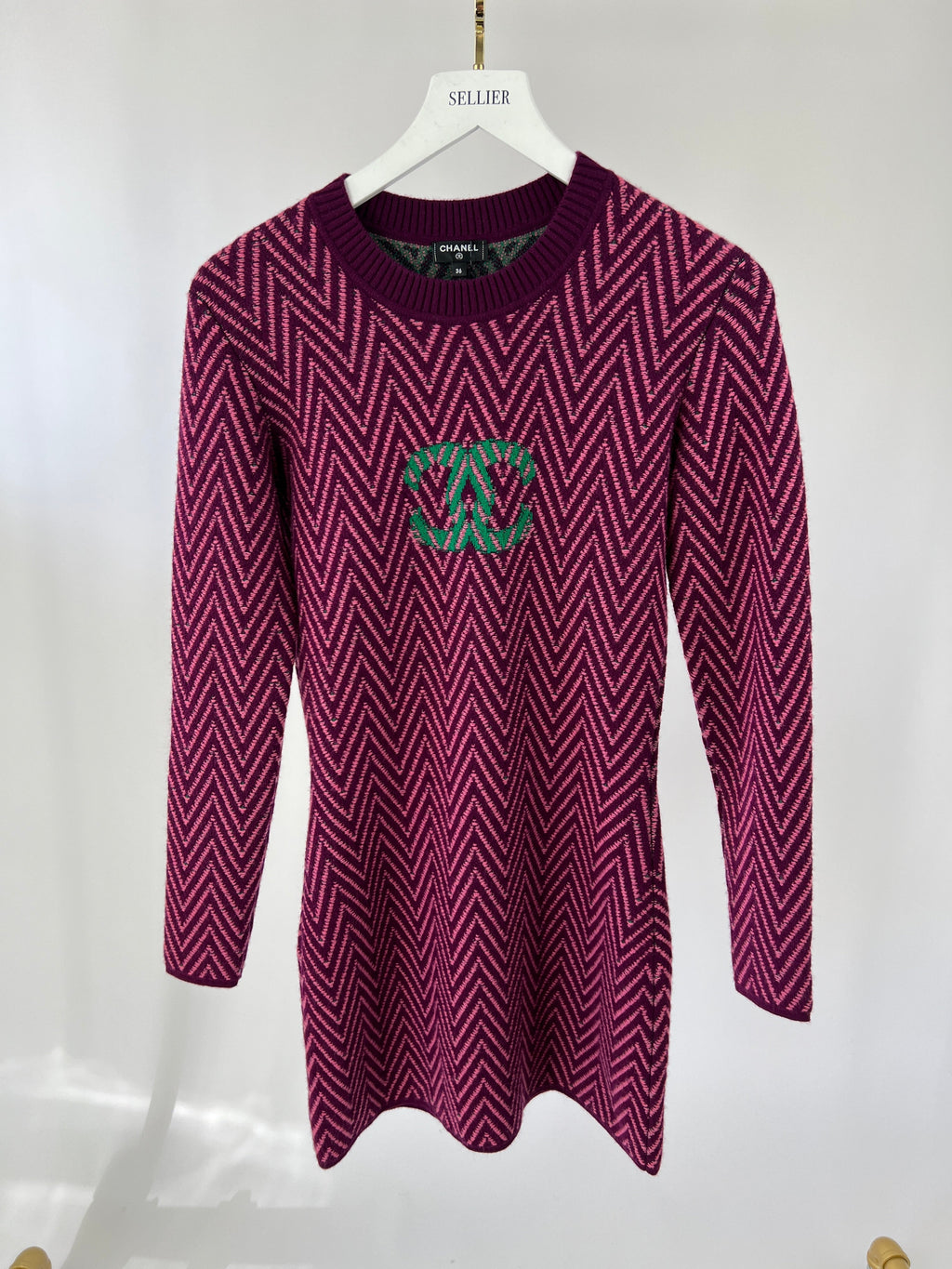 Chanel FW/21 Purple, Green Zig Zag Cashmere Dress with CC Logo Size FR 36 (UK 8)