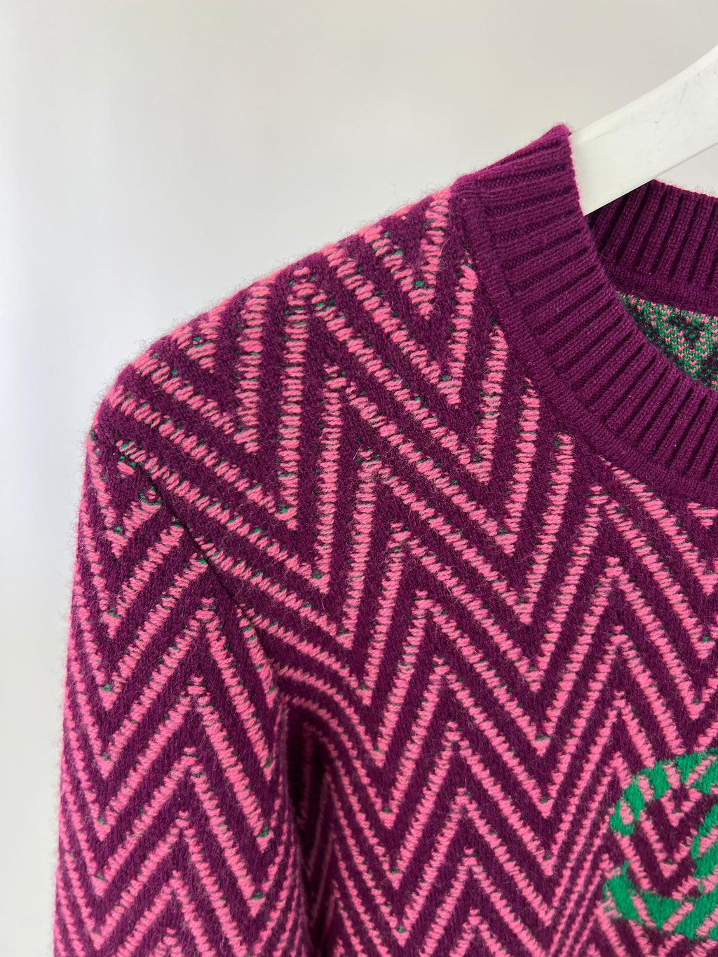 Chanel FW/21 Purple, Green Zig Zag Cashmere Dress with CC Logo Size FR 36 (UK 8)
