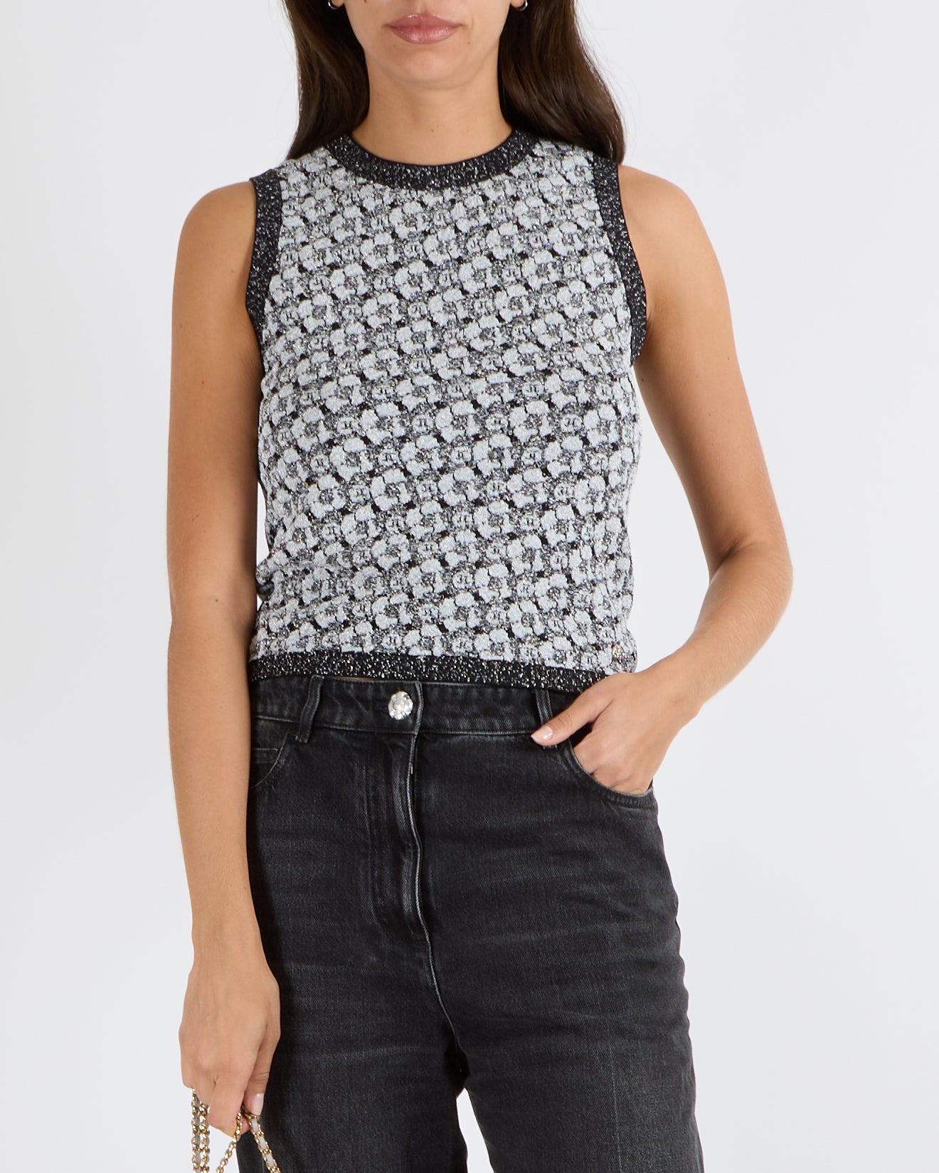 Chanel Fall 2023 Silver and Black Sleeveless Camellia Top with CC Logos Size FR 36 (UK 8)