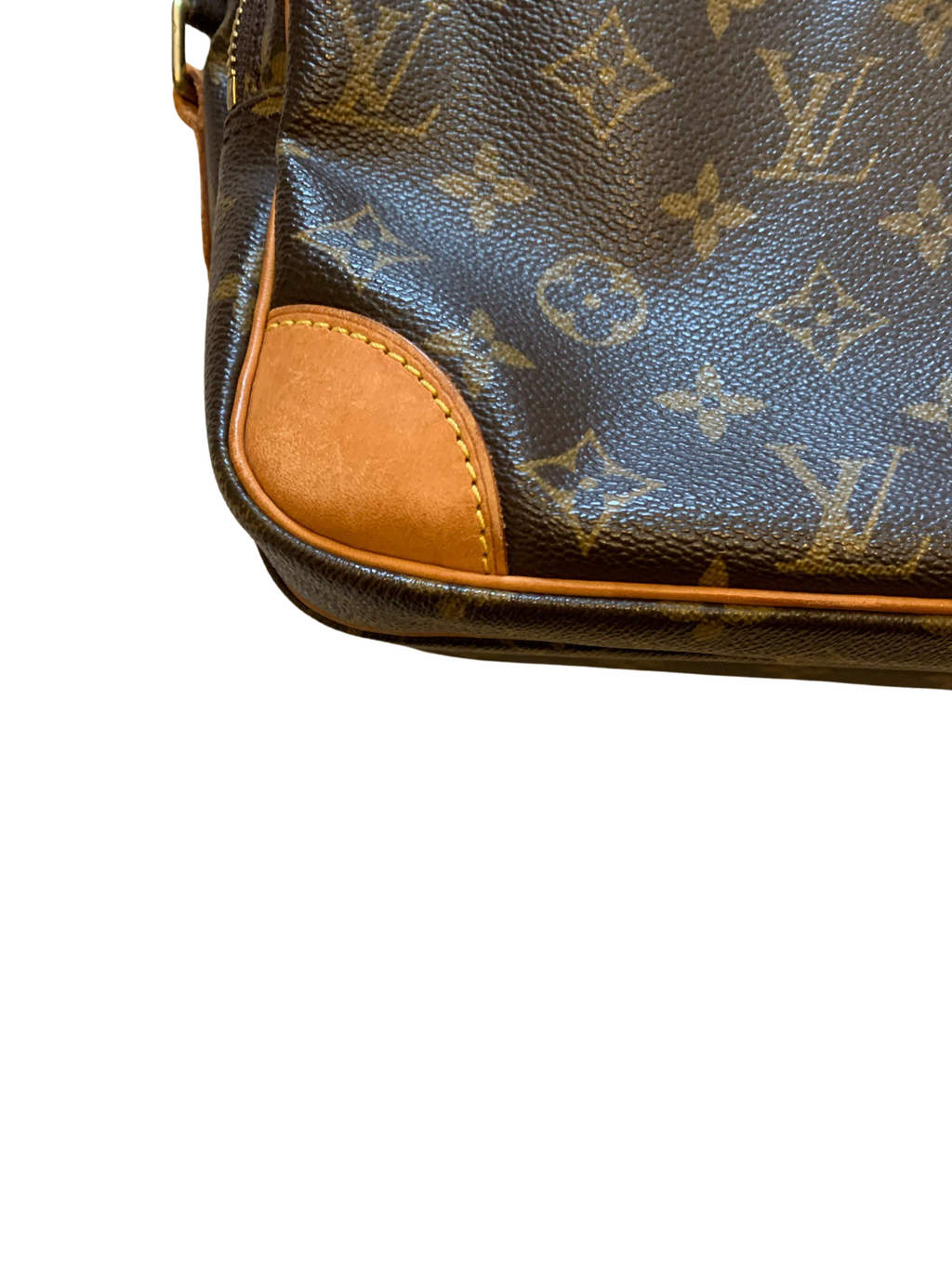 Louis Vuitton Nil MM Monogram