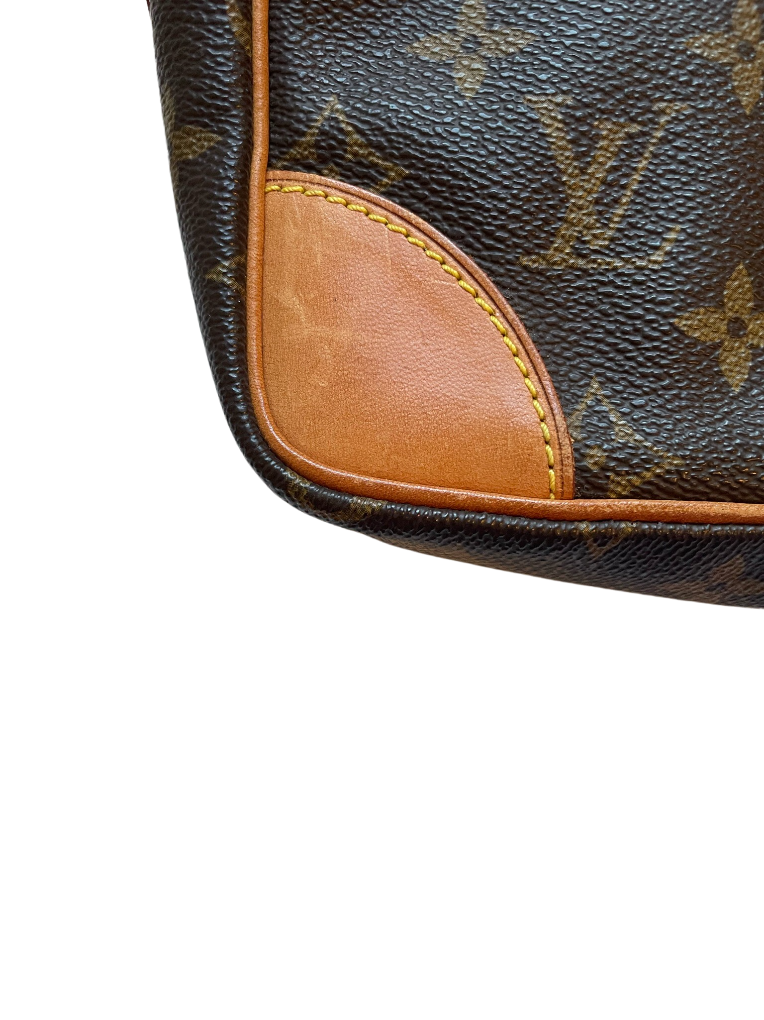 Louis Vuitton Trocadero 27 Monogram
