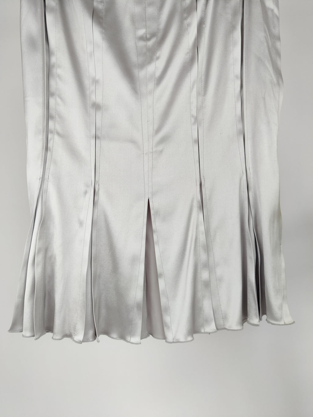 Gucci Silver Silk Pleated Hem Skirt Size IT 38 (UK 6)